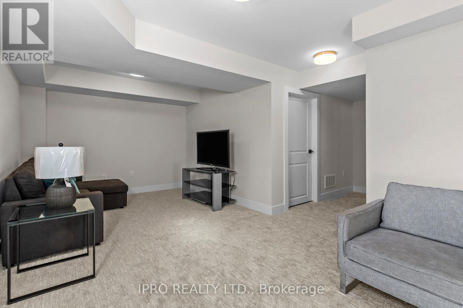 2745 WESTOAK TRAILS BOULEVARD NORTH Image 13