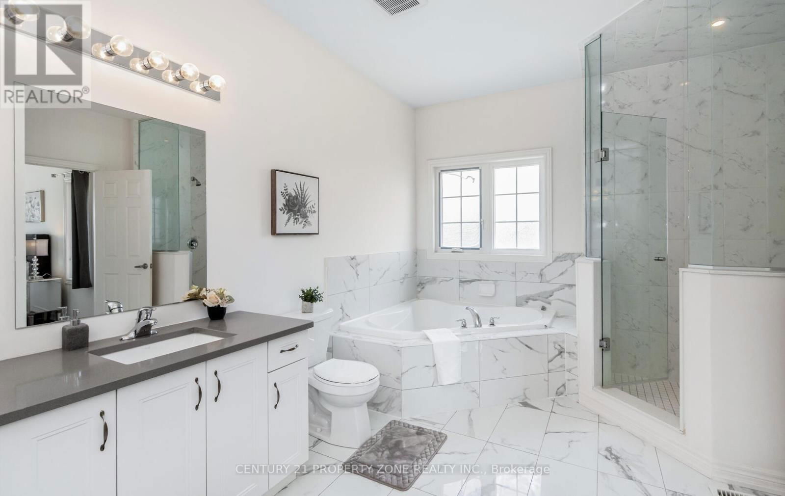33 DUNLEY CRESCENT Image 21