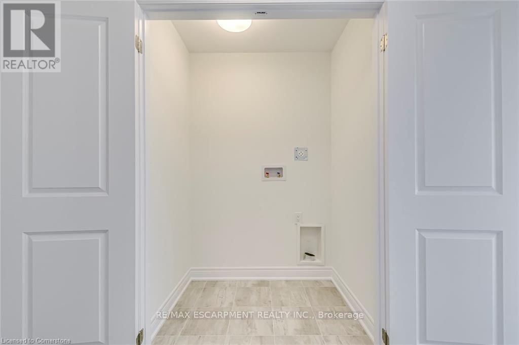 8 - 2273 TURNBERRY ROAD Image 44