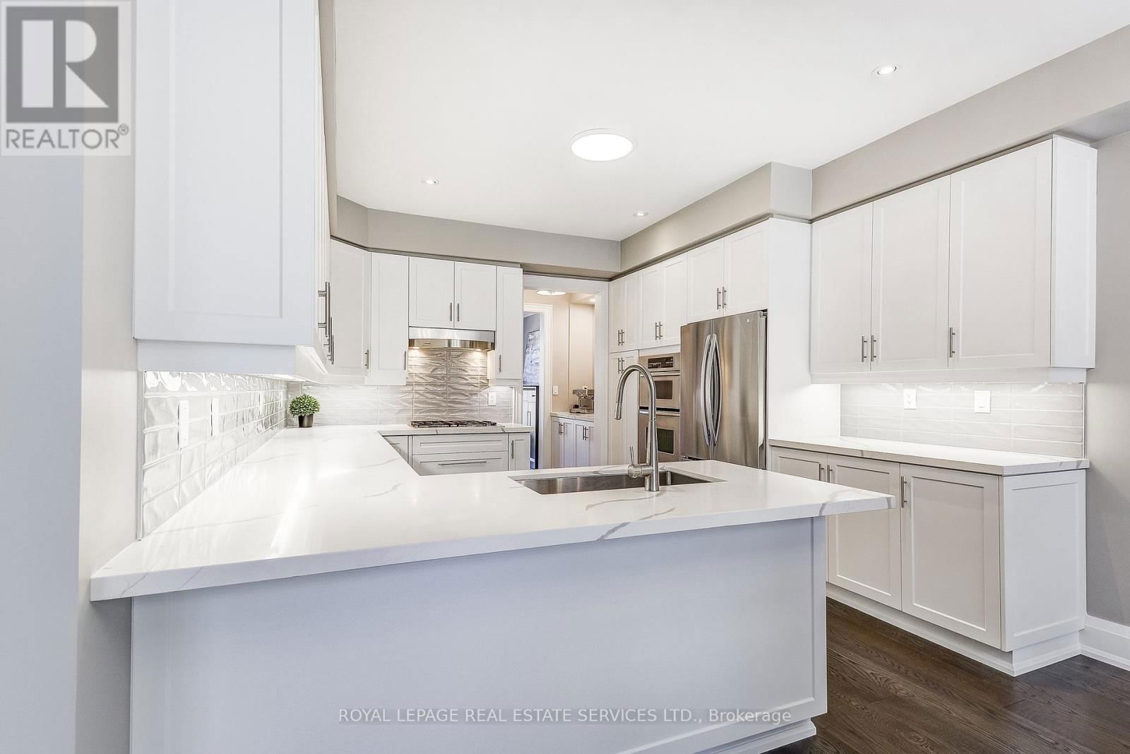 11 - 2400 NEYAGAWA BOULEVARD Image 9