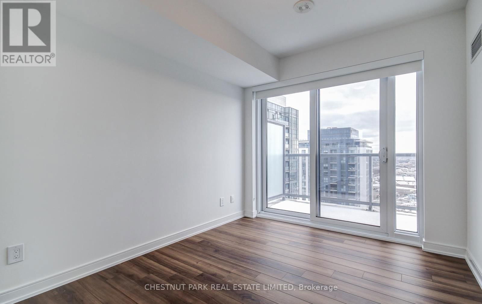 PH2402 - 30 SAMUEL WOOD WAY Image 31