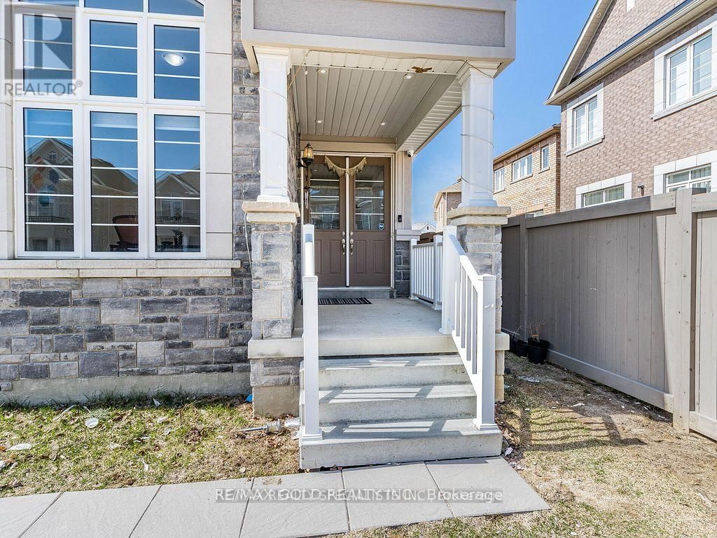 11 ELVERTON CRESCENT Image 2