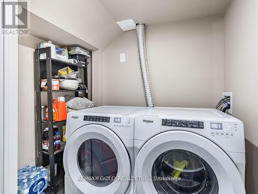 11 ELVERTON CRESCENT Image 38