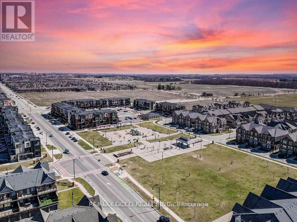 11 ELVERTON CRESCENT Image 45