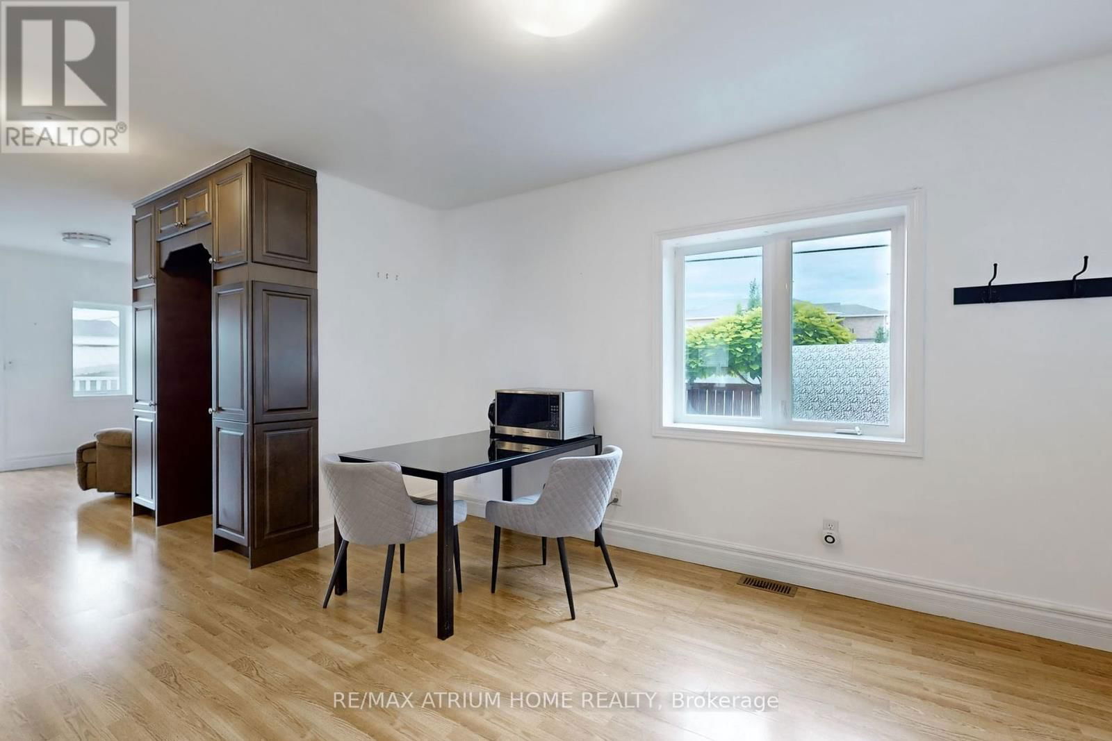 1242 ALEXANDRA AVENUE Image 3