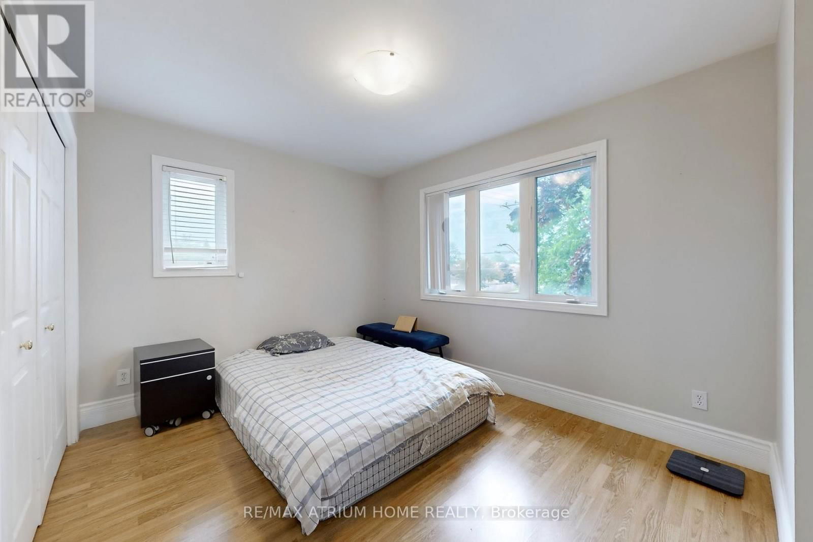 1242 ALEXANDRA AVENUE Image 9