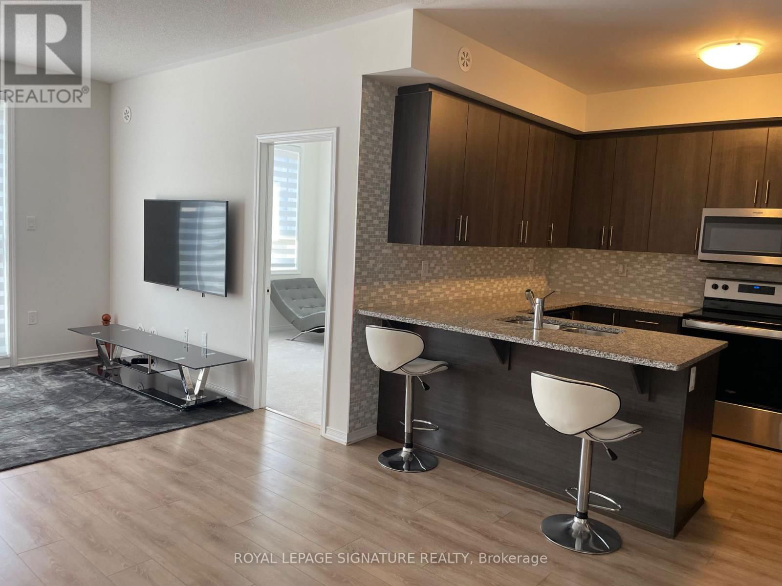 11 - 20 WOODSTREAM DRIVE Image 10