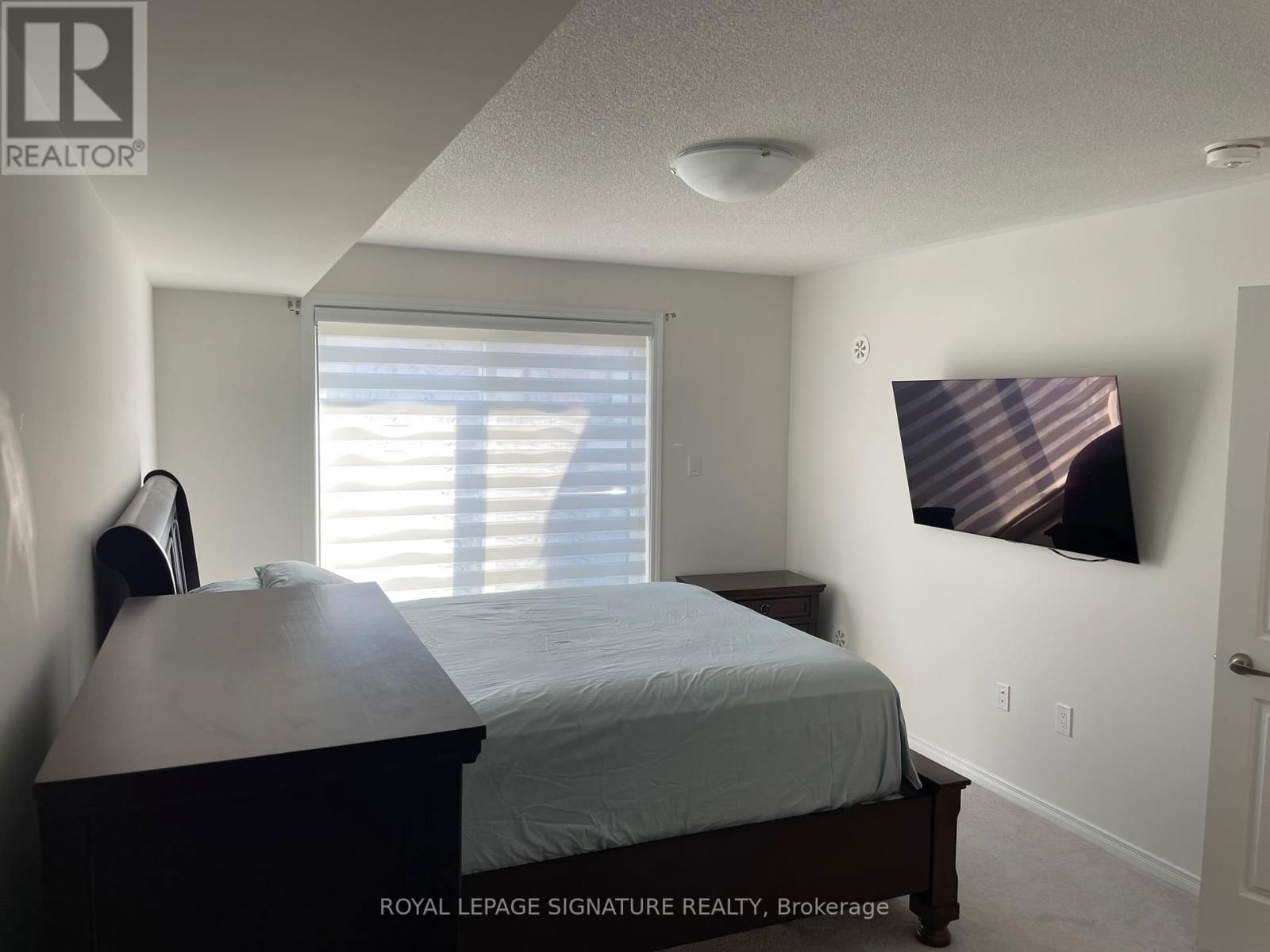 11 - 20 WOODSTREAM DRIVE Image 21