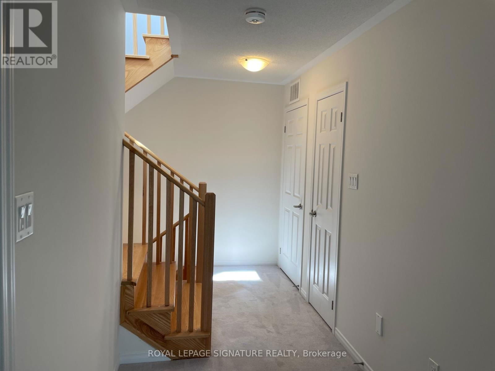 11 - 20 WOODSTREAM DRIVE Image 22