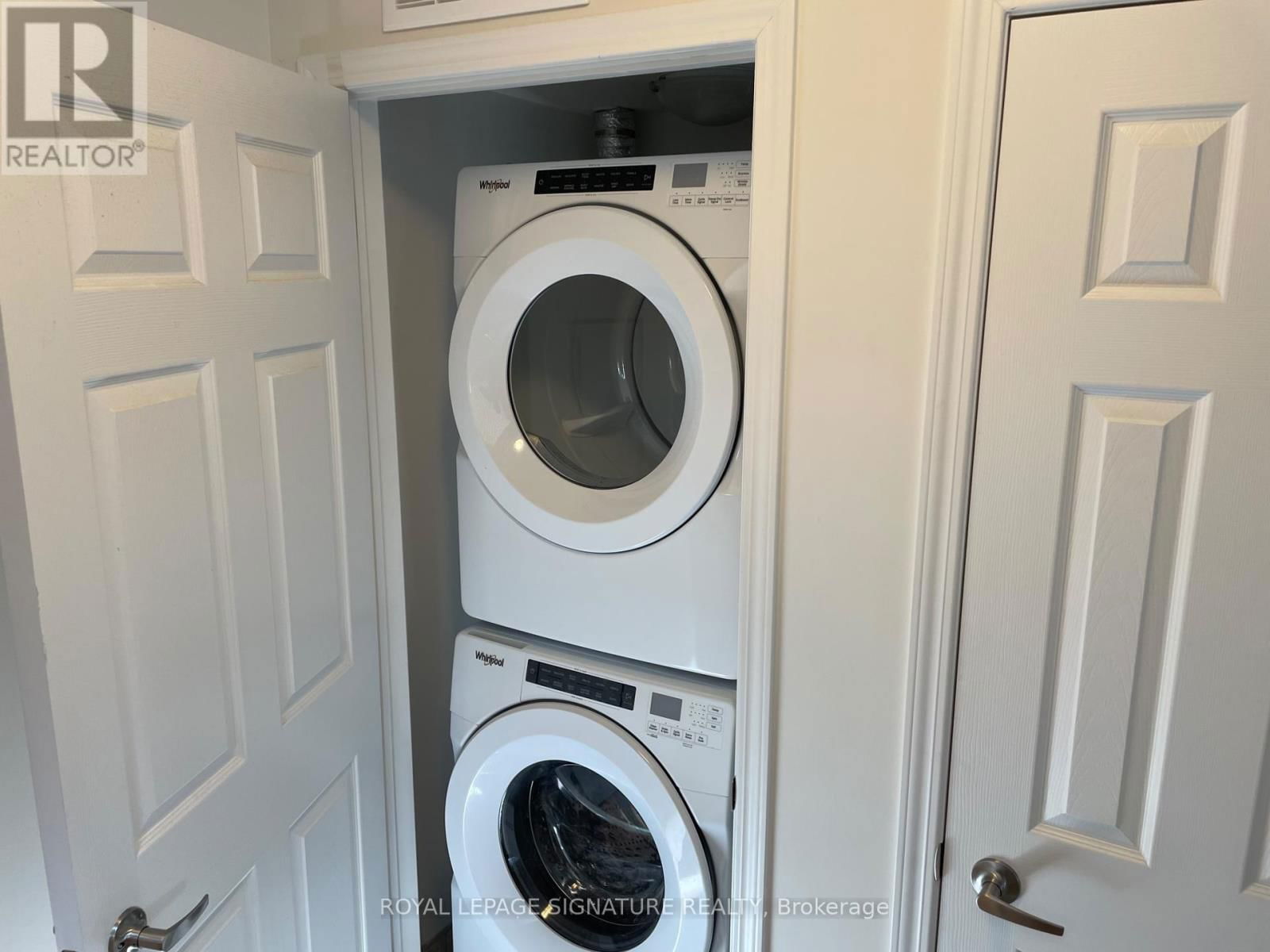 11 - 20 WOODSTREAM DRIVE Image 29