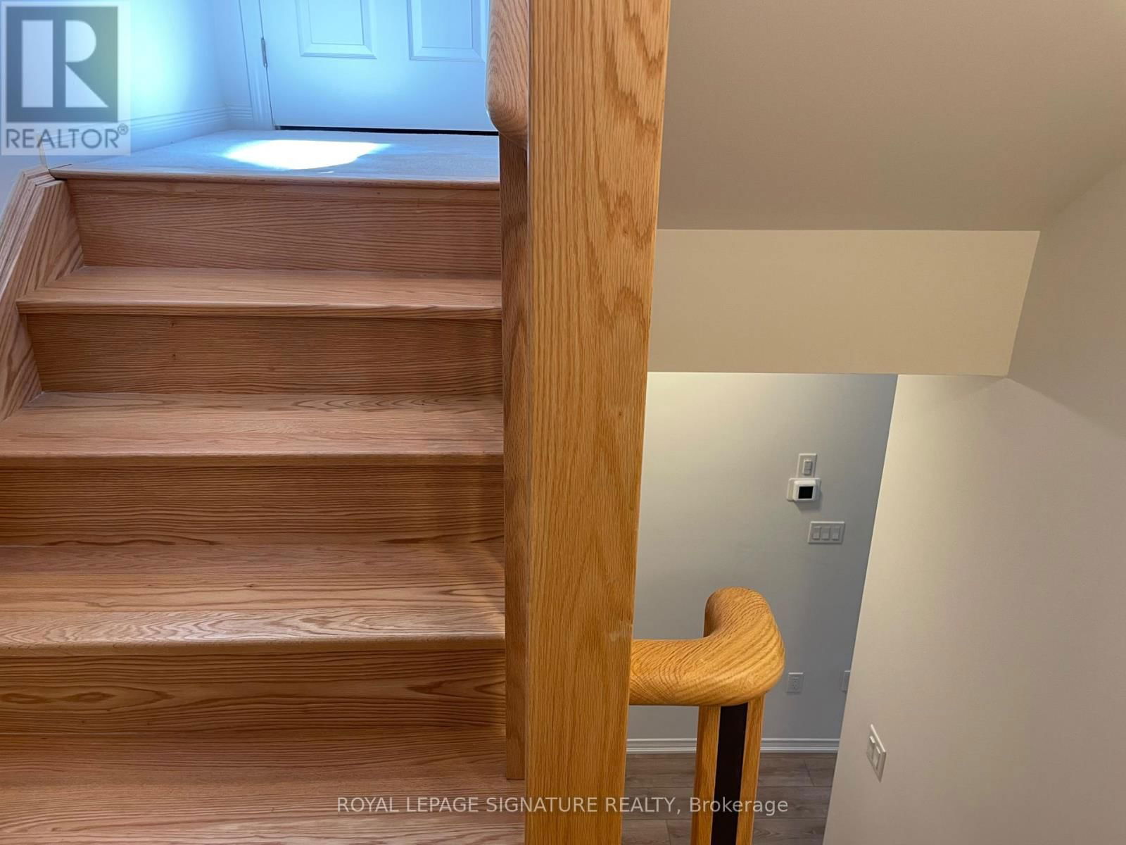 11 - 20 WOODSTREAM DRIVE Image 34