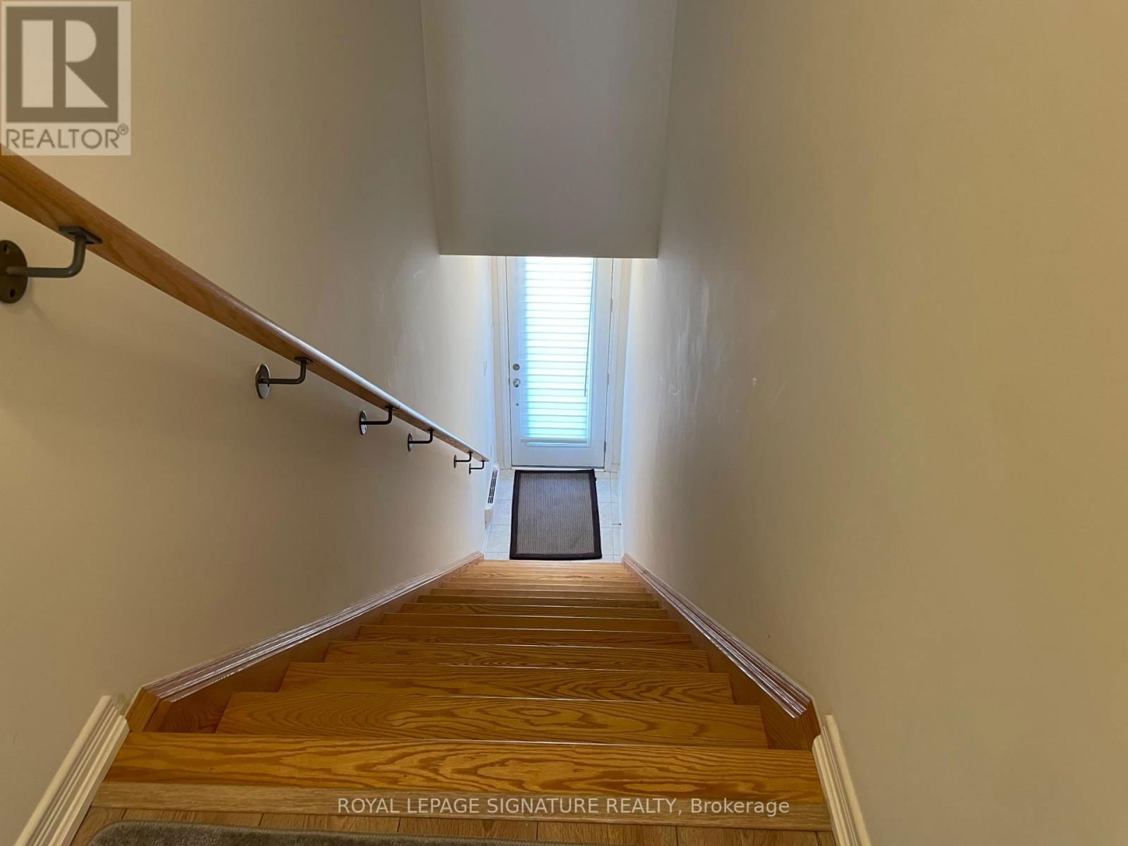 11 - 20 WOODSTREAM DRIVE Image 7
