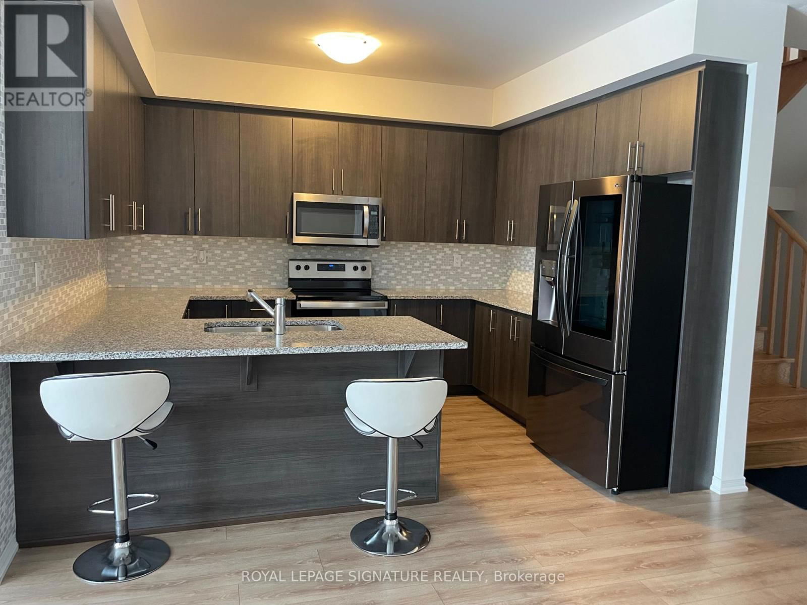 11 - 20 WOODSTREAM DRIVE Image 9