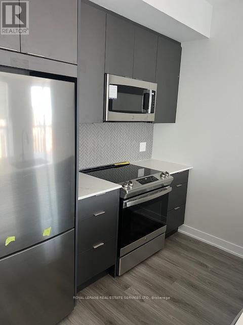 4403 - 430 SQUARE ONE DRIVE Image 4