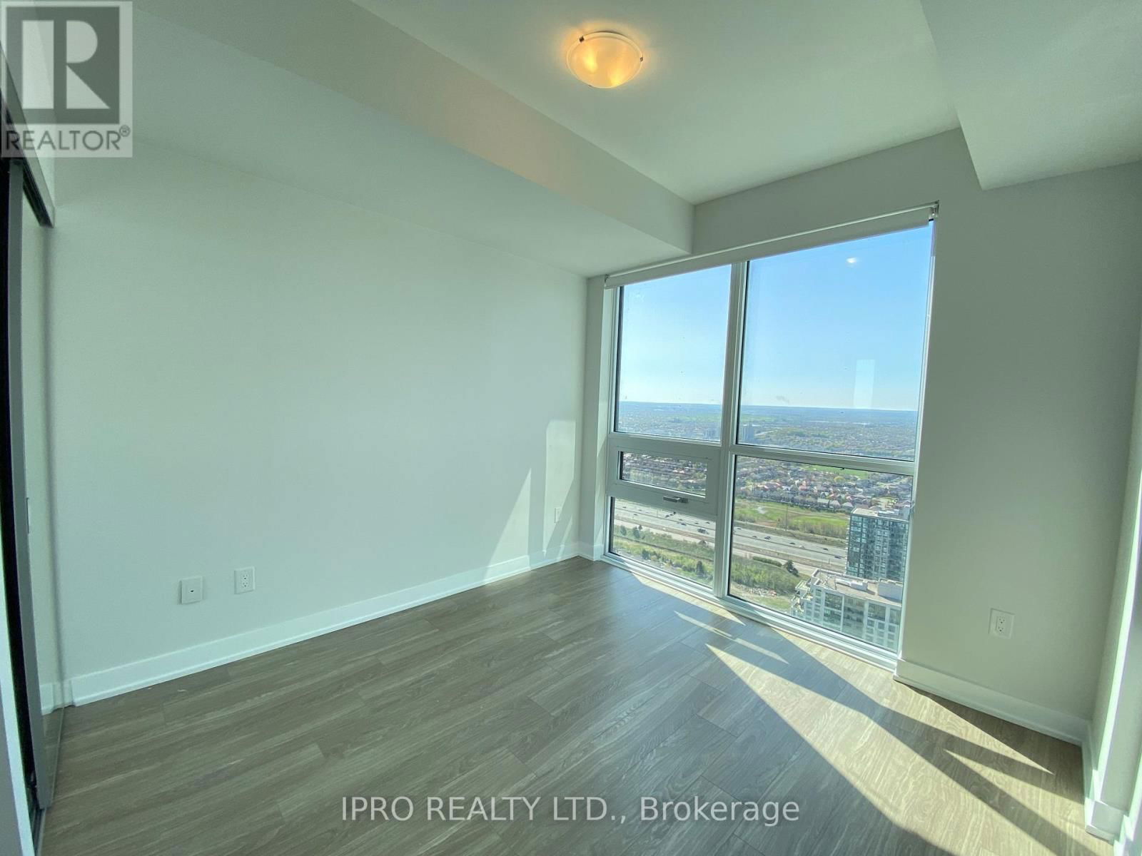 4209 - 430 SQUARE ONE DRIVE Image 15