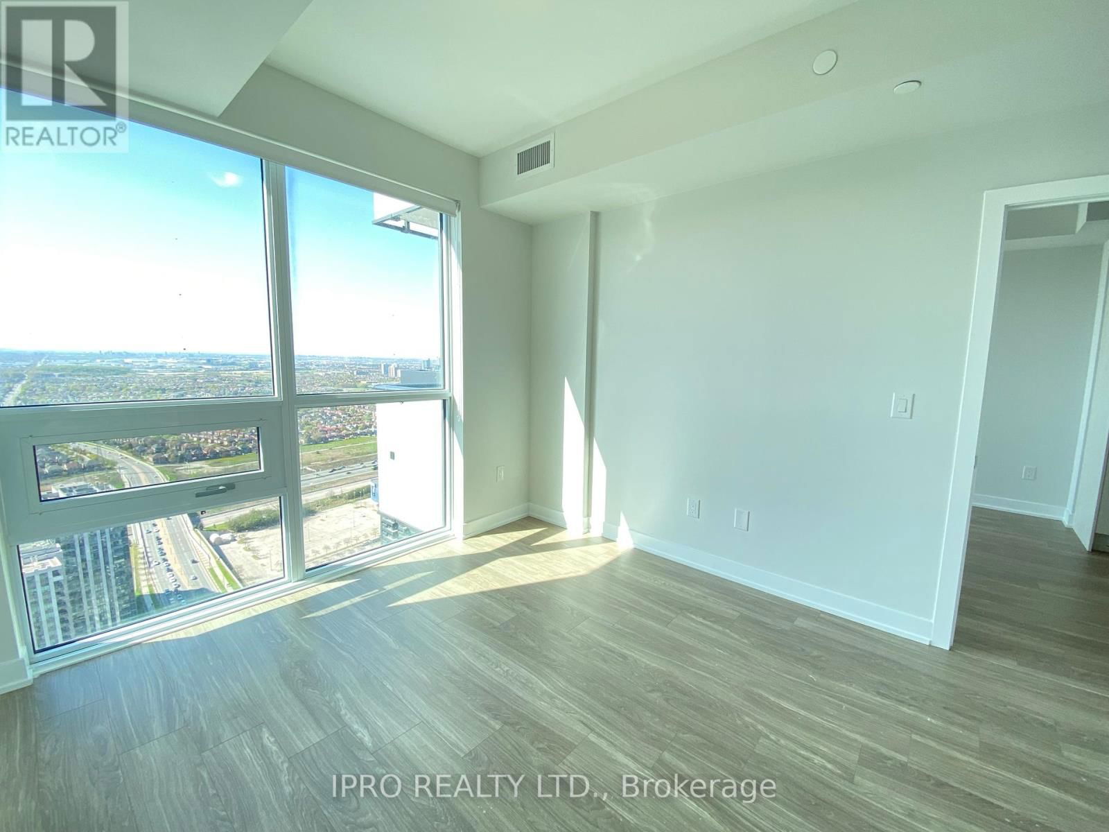 4209 - 430 SQUARE ONE DRIVE Image 16