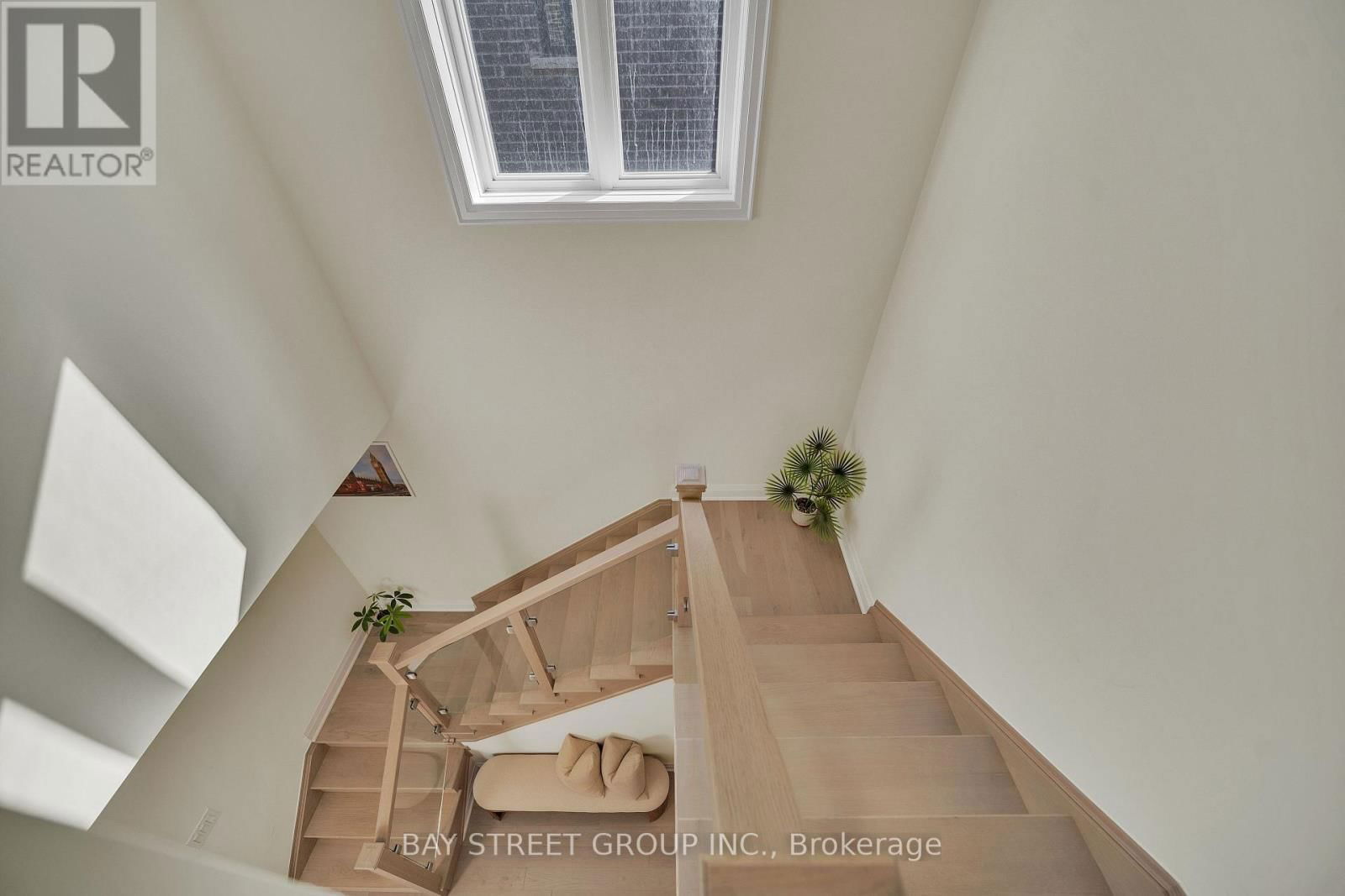2411 SAW WHET BOULEVARD Image 22