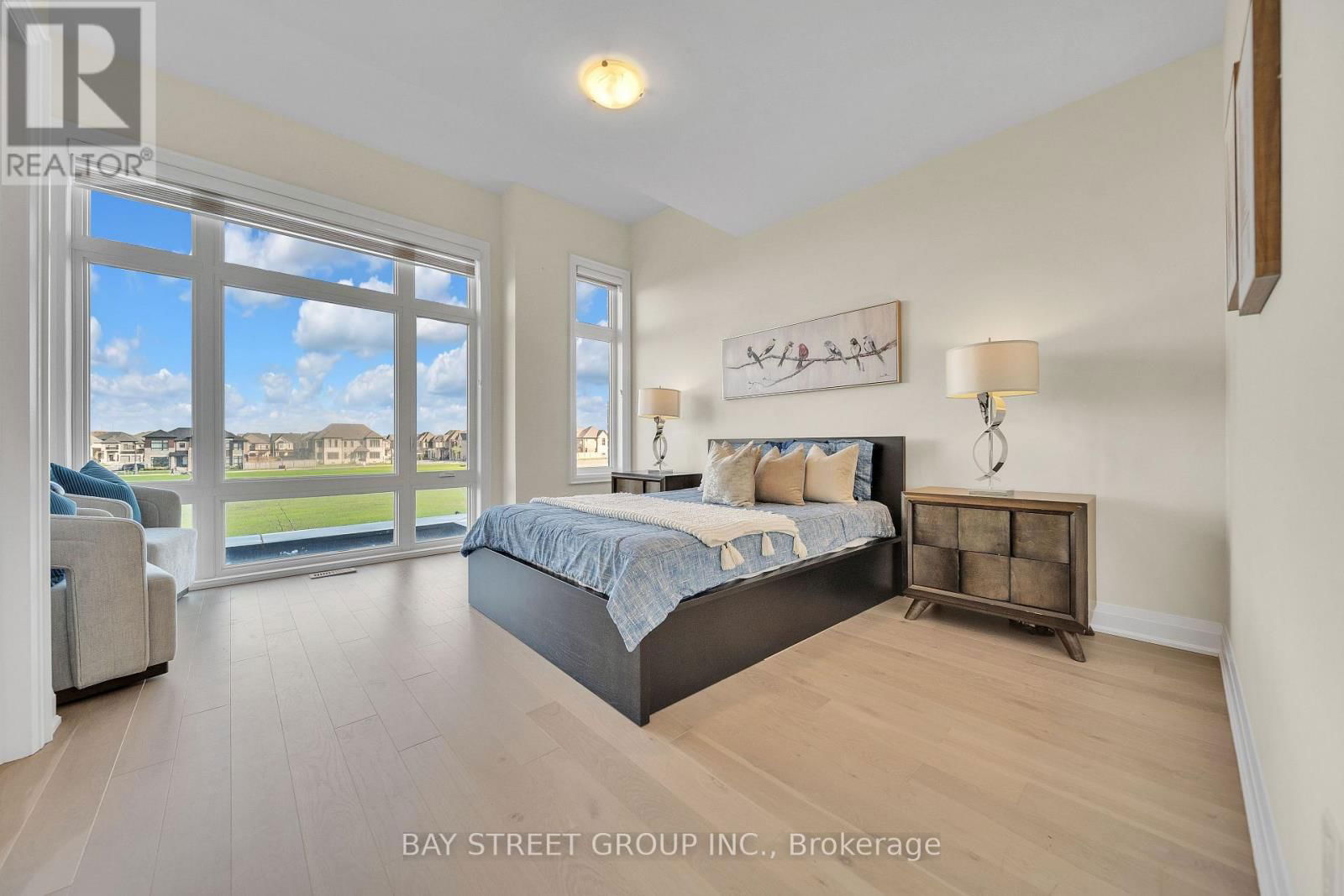 2411 SAW WHET BOULEVARD Image 28