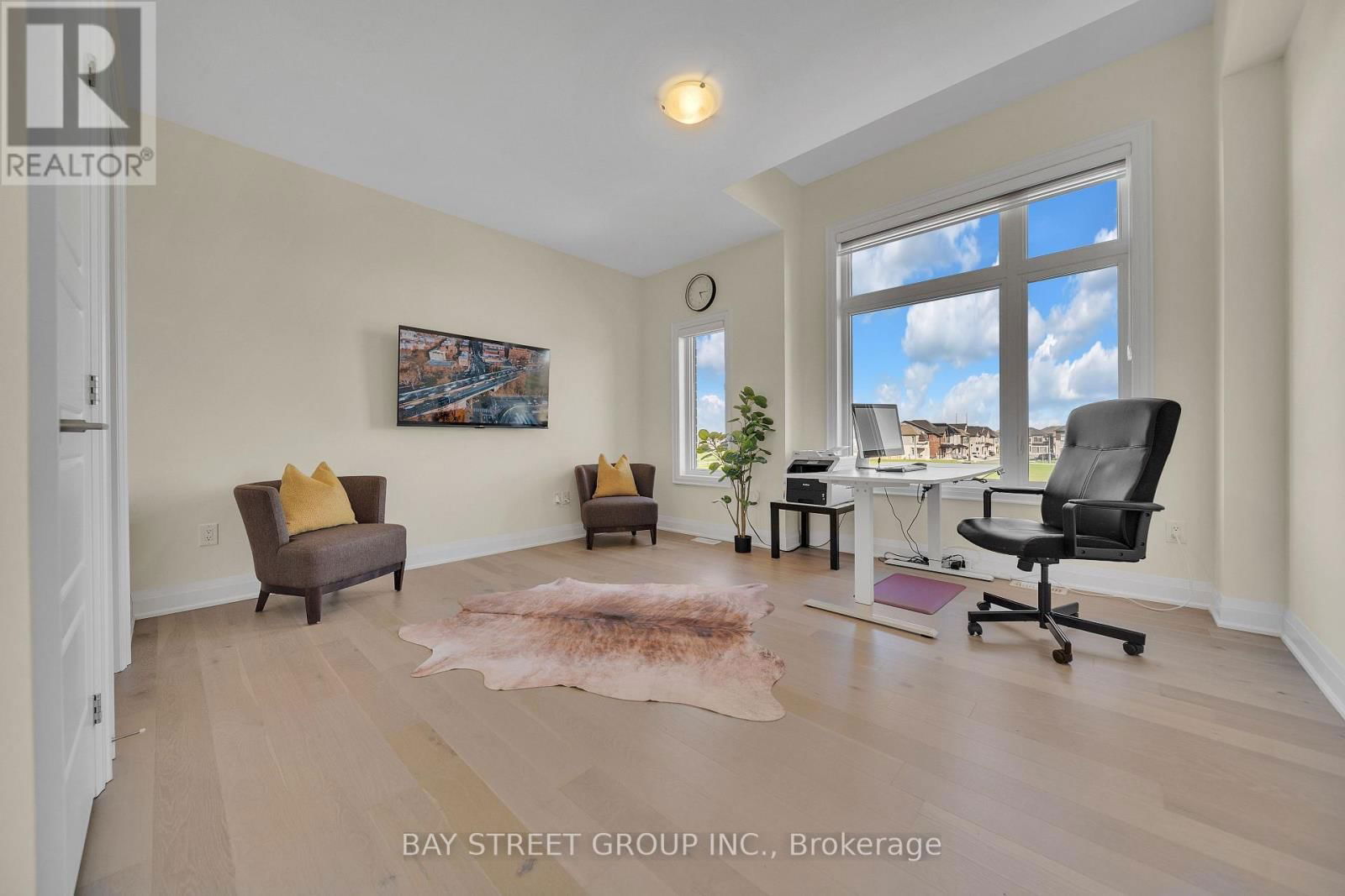 2411 SAW WHET BOULEVARD Image 30