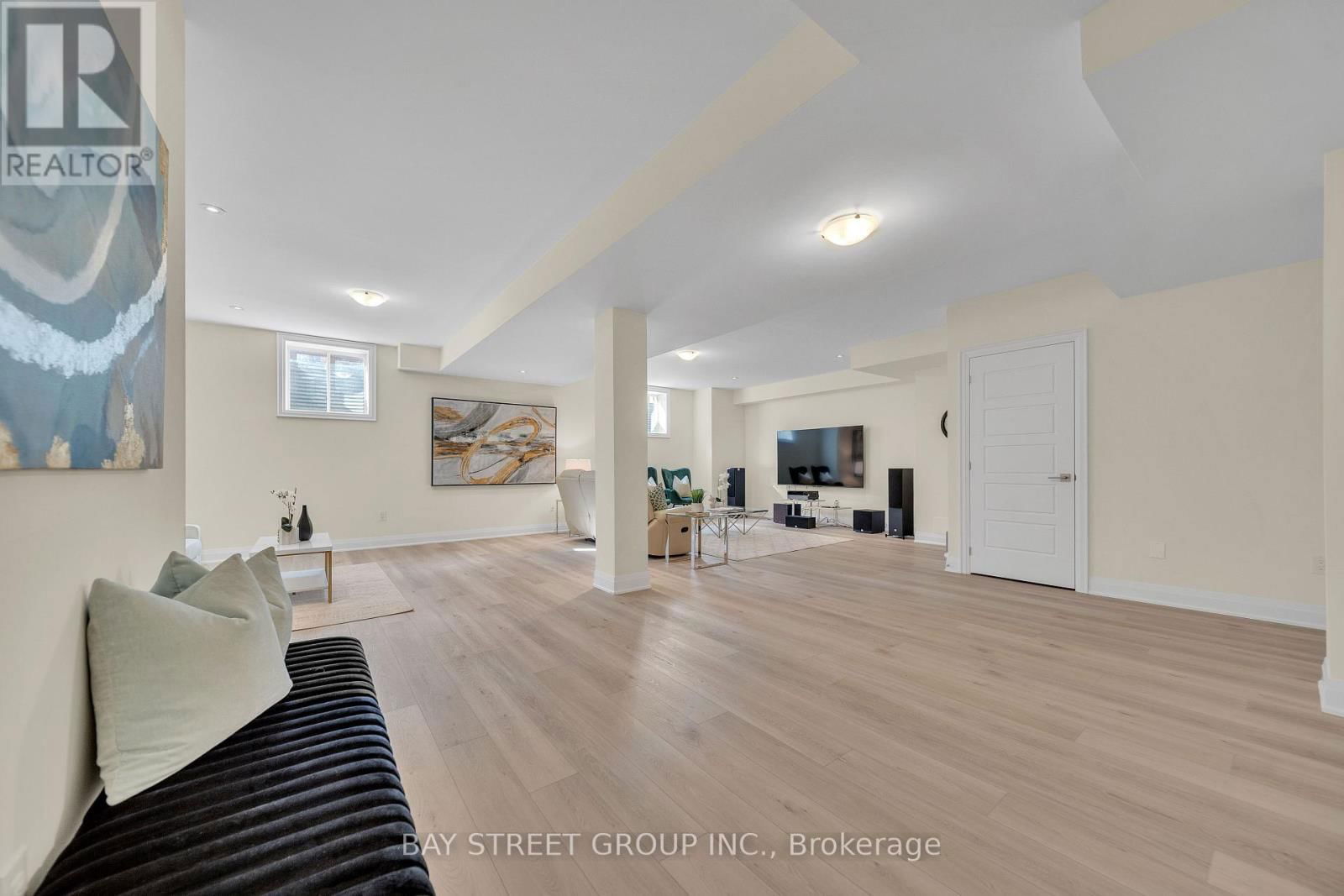 2411 SAW WHET BOULEVARD Image 35