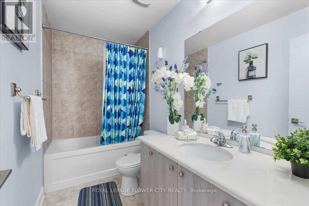 8 KERSEY LANE Image 35