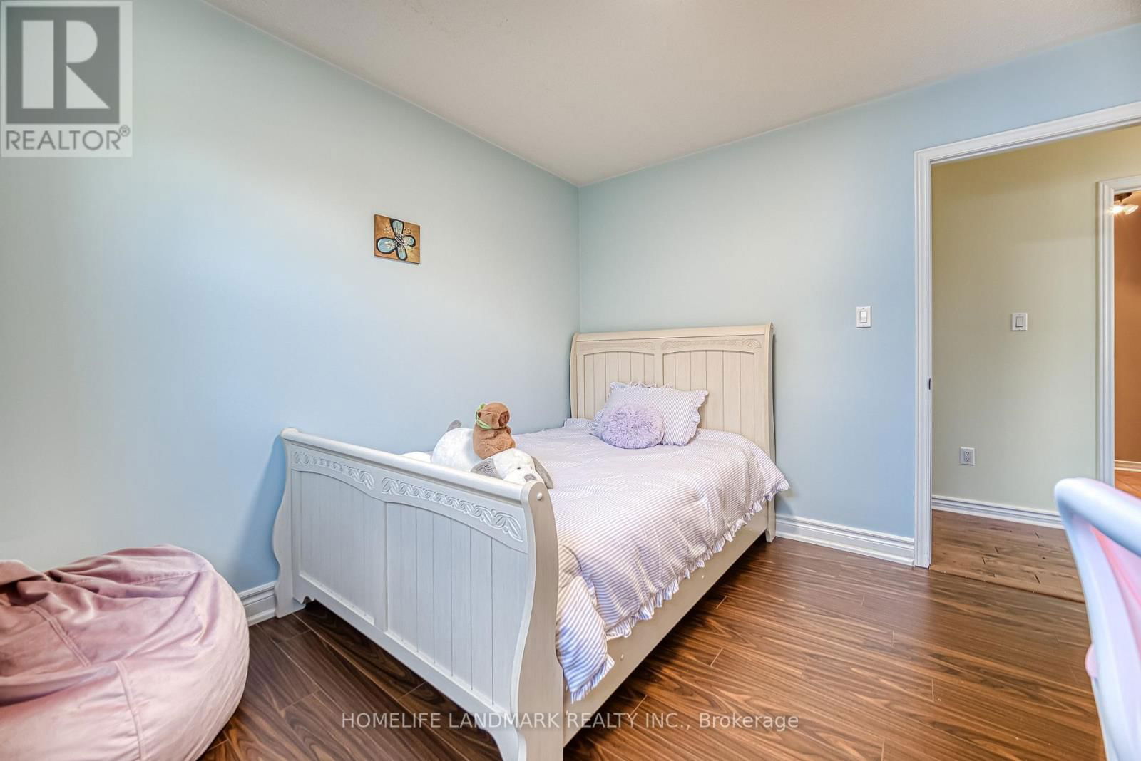 5301 MIDDLEBURY DRIVE Image 31
