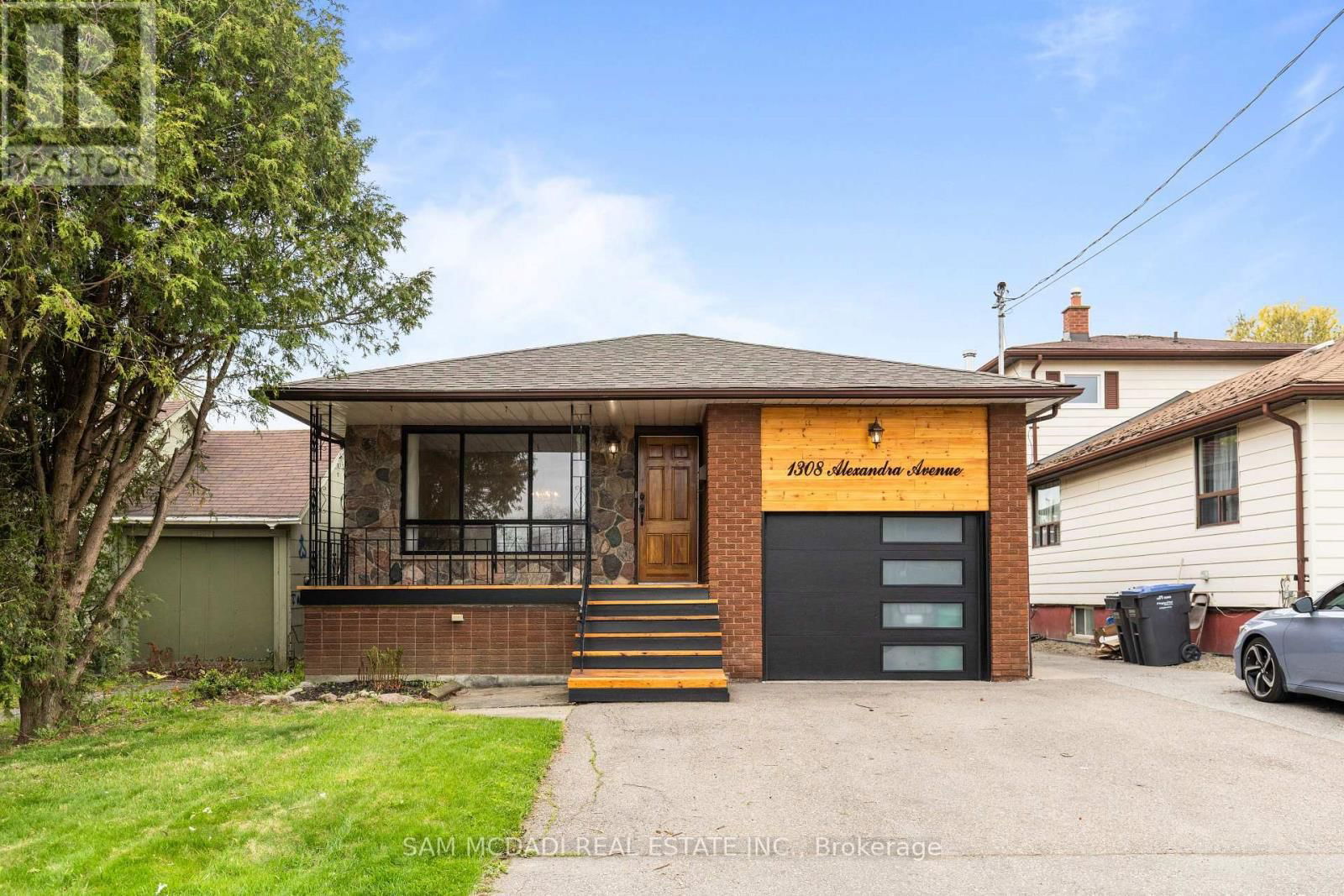 1308 ALEXANDRA AVENUE Image 1