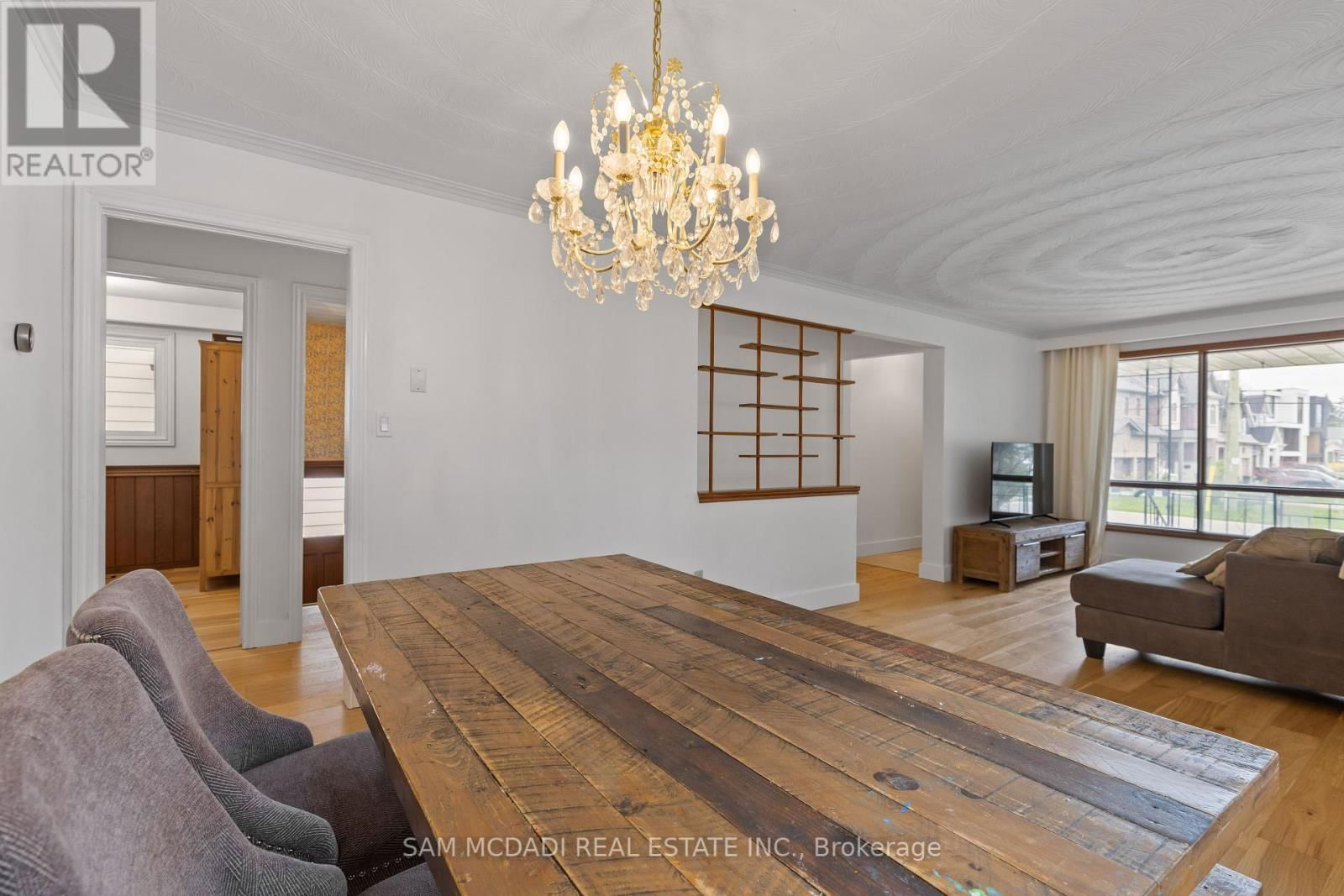 1308 ALEXANDRA AVENUE Image 11