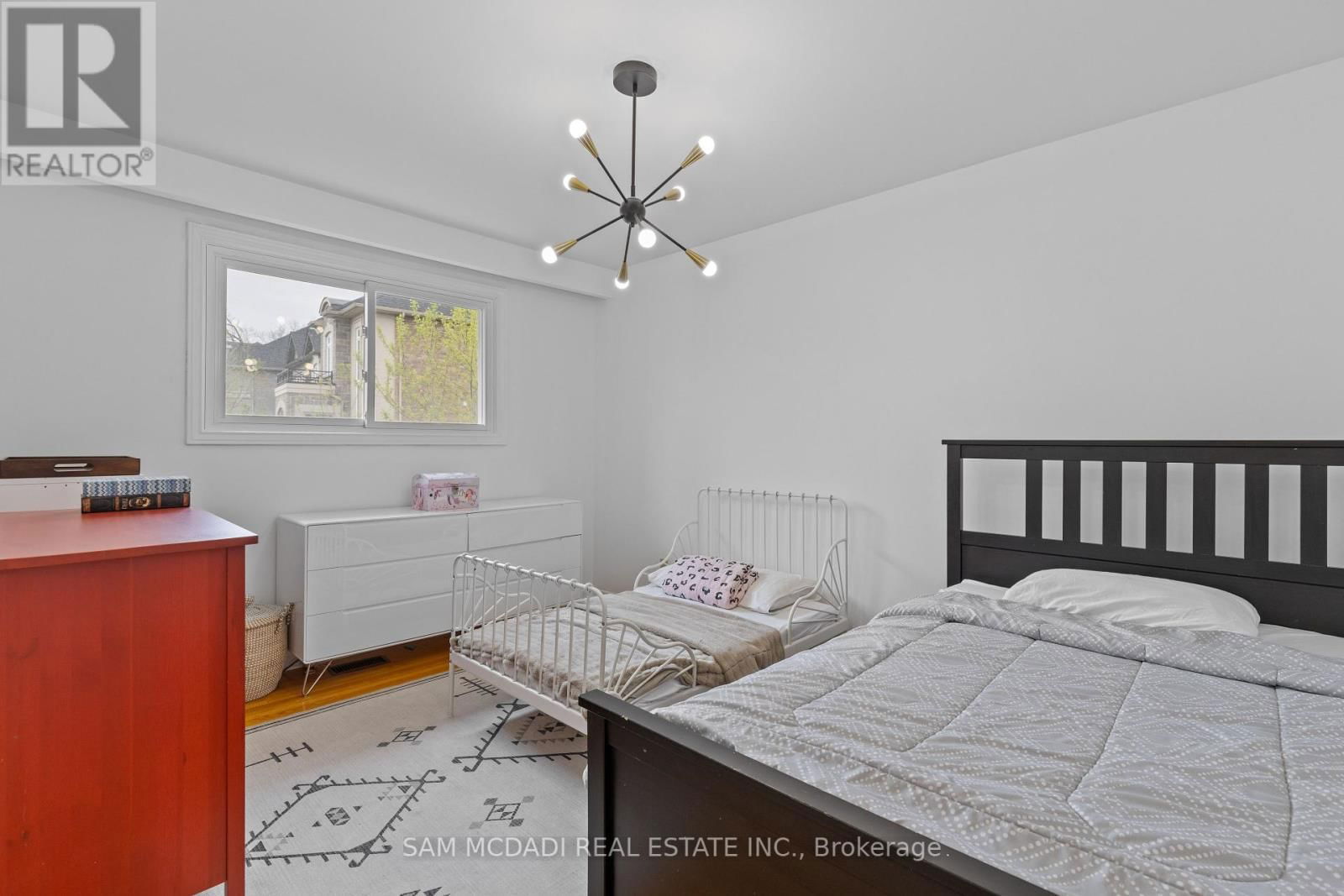 1308 ALEXANDRA AVENUE Image 23
