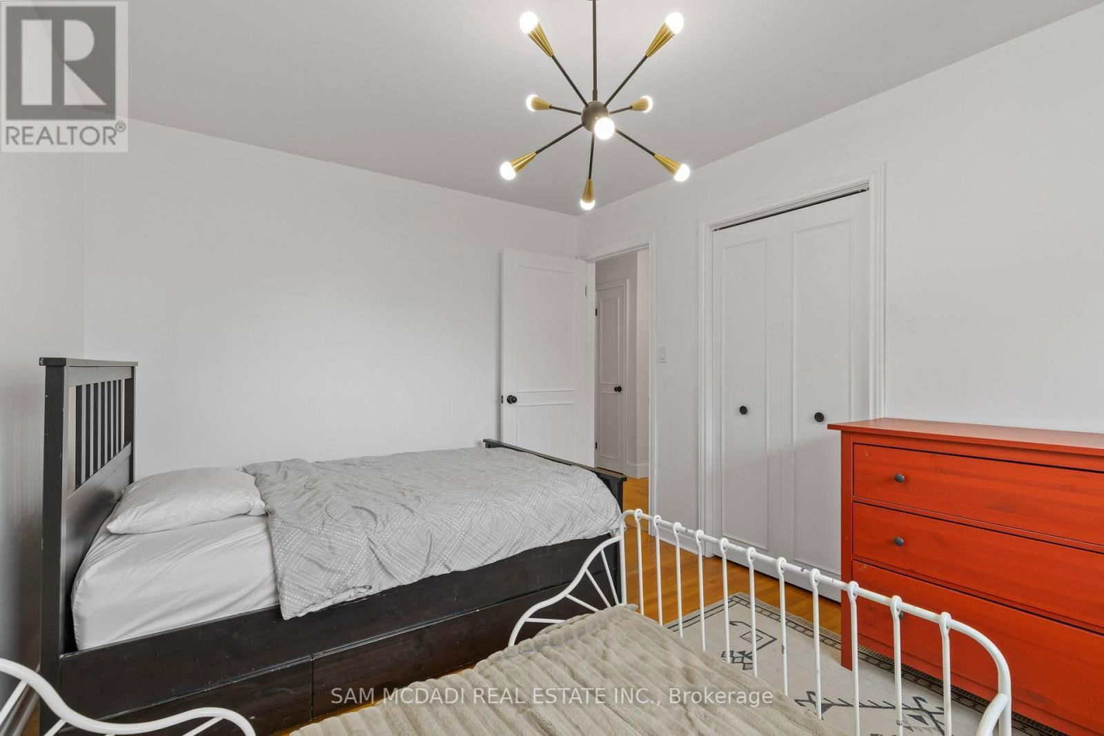 1308 ALEXANDRA AVENUE Image 24