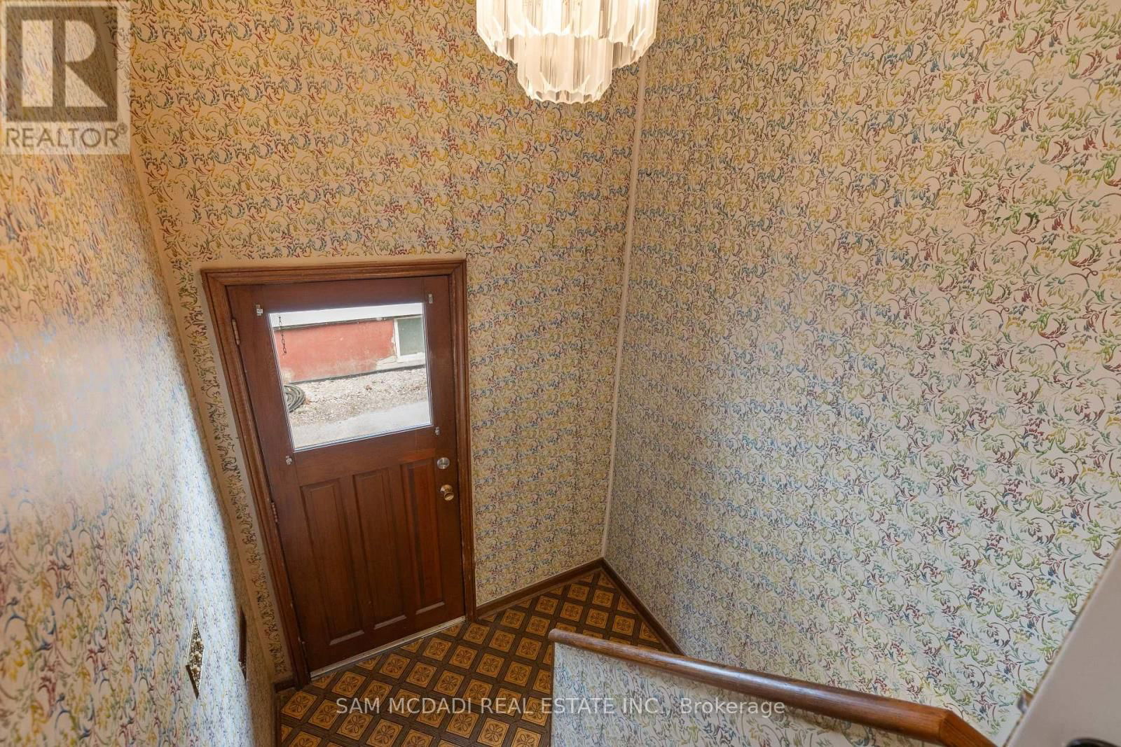 1308 ALEXANDRA AVENUE Image 25
