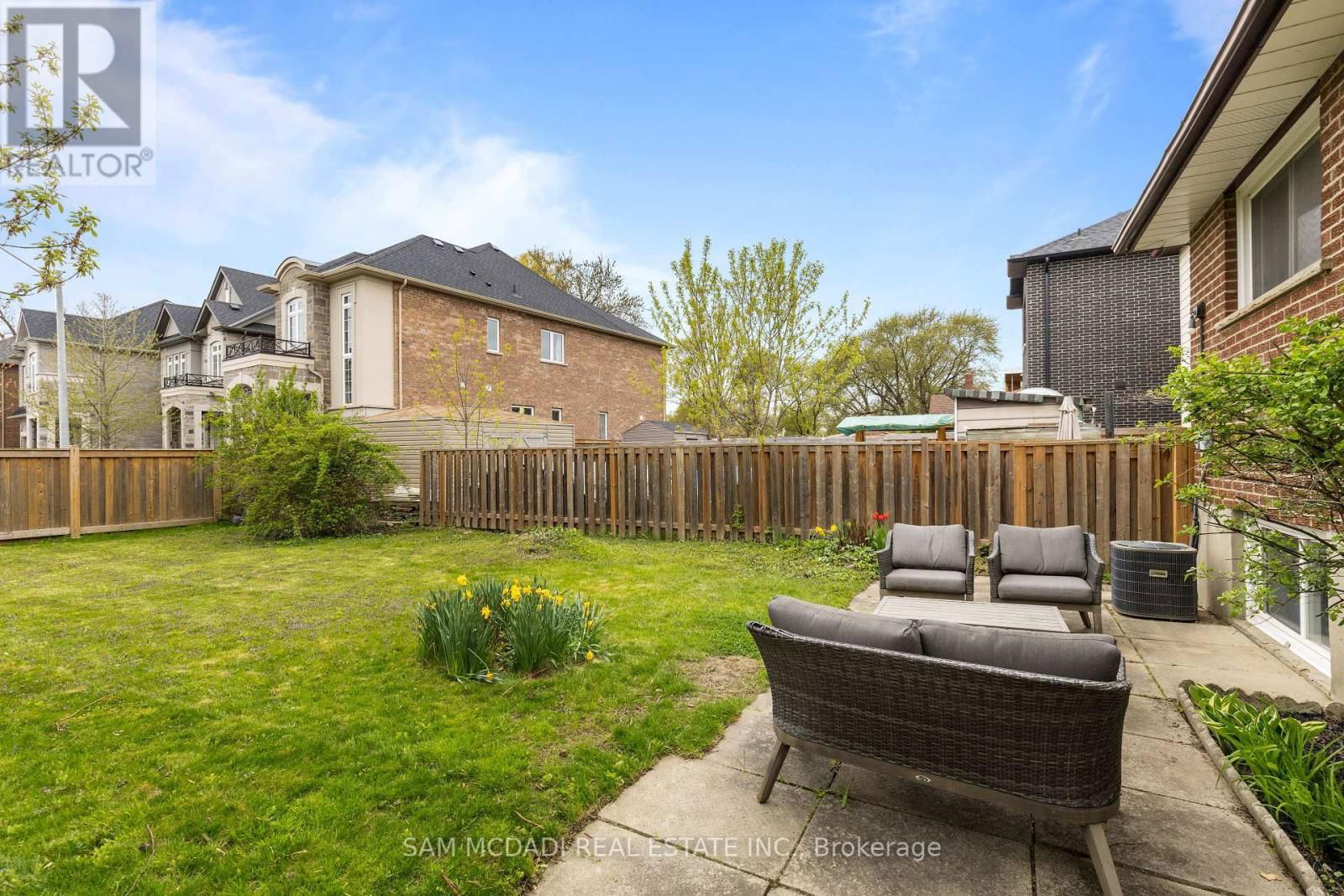 1308 ALEXANDRA AVENUE Image 35