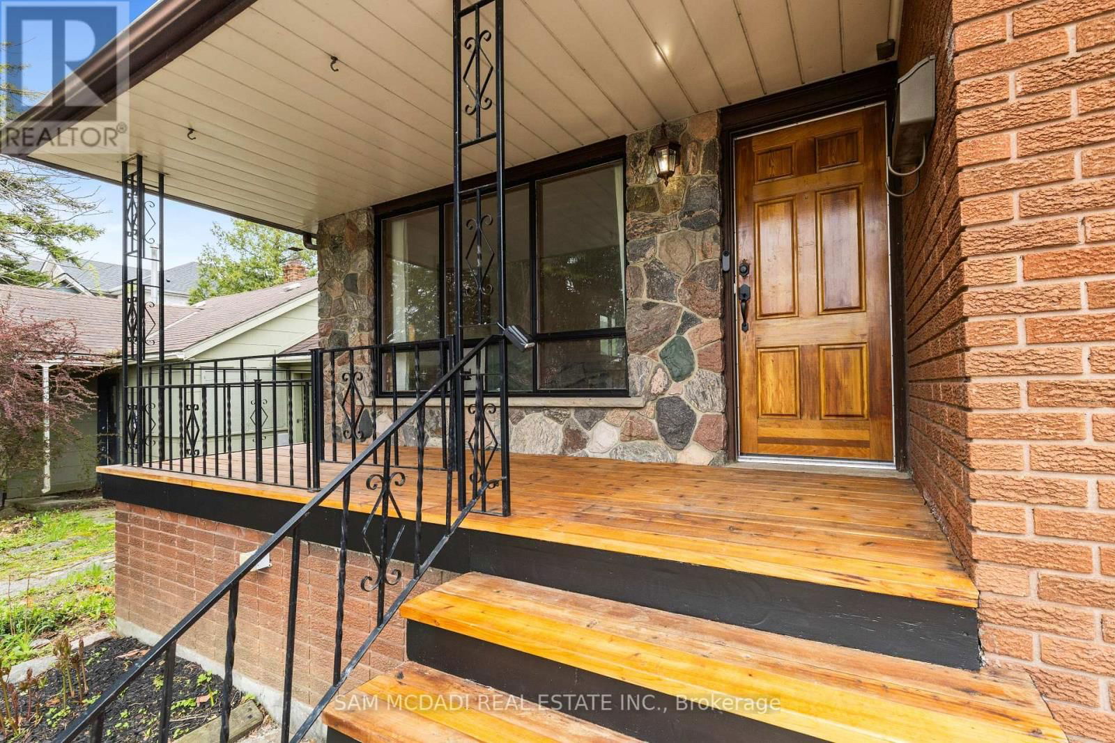 1308 ALEXANDRA AVENUE Image 4
