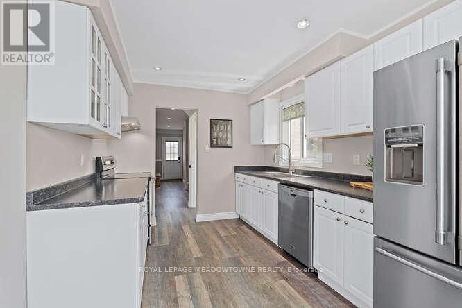 4A HALL ROAD Image 13