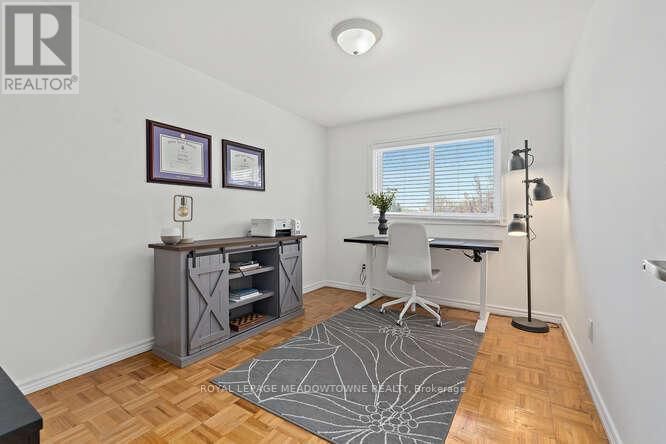 4A HALL ROAD Image 23