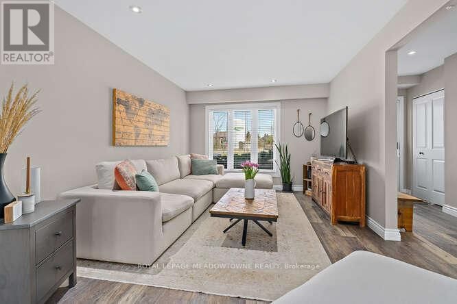 4A HALL ROAD Image 7