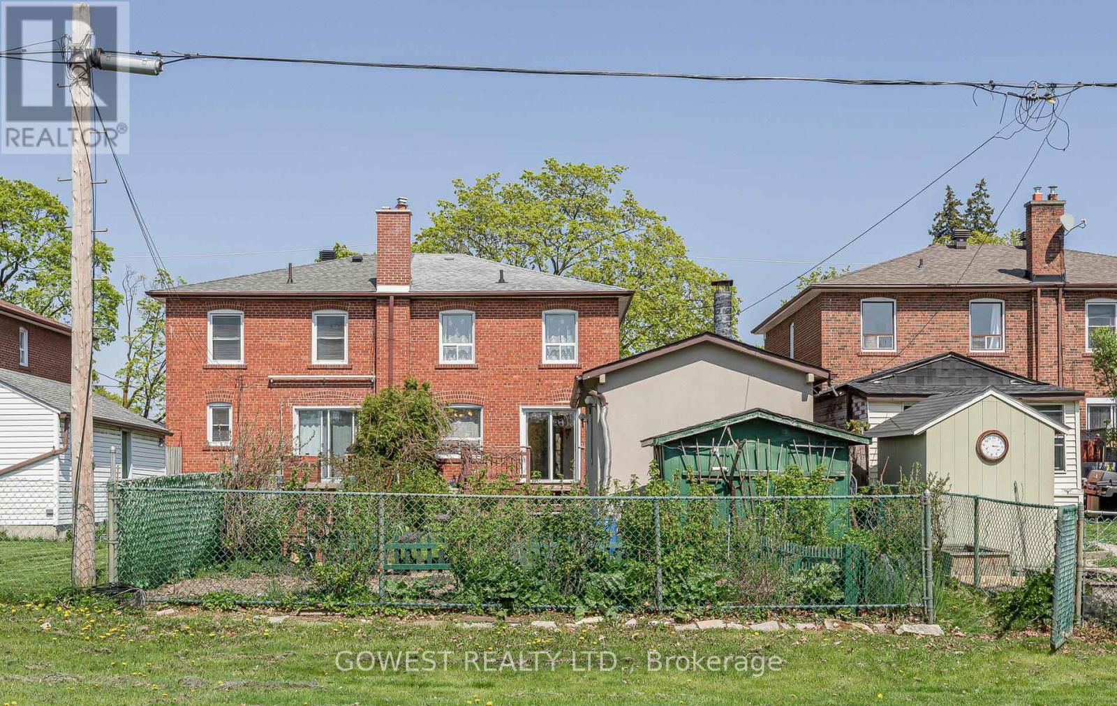 118 TREEVIEW DRIVE Image 40
