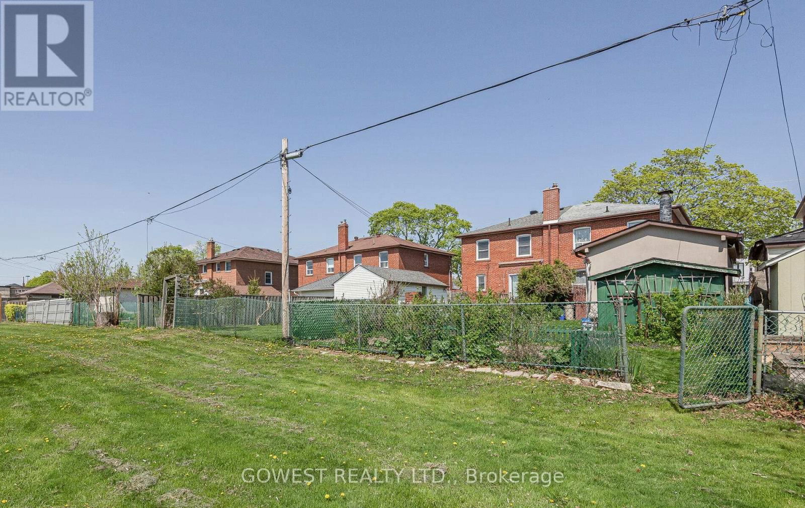 118 TREEVIEW DRIVE Image 41
