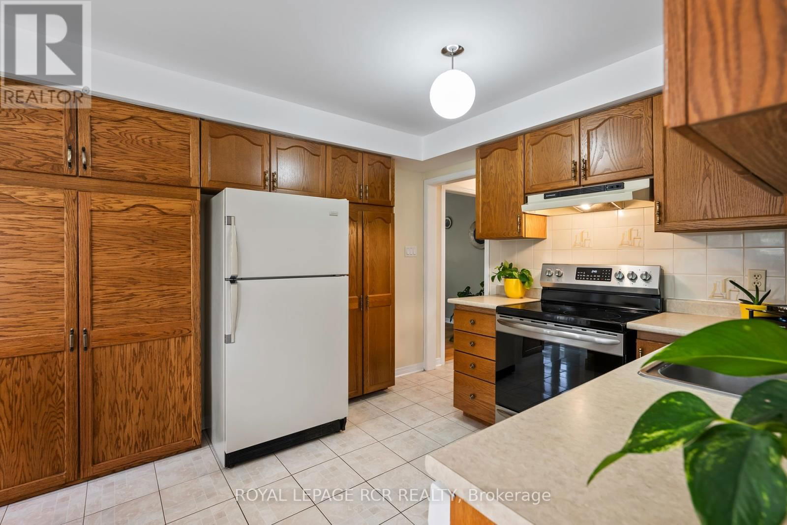 243 BEECHFIELD CRESCENT Image 13