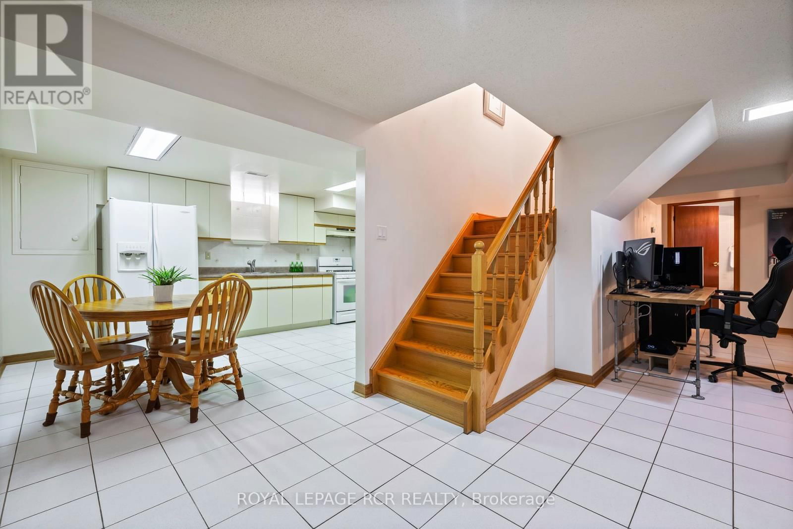 243 BEECHFIELD CRESCENT Image 30