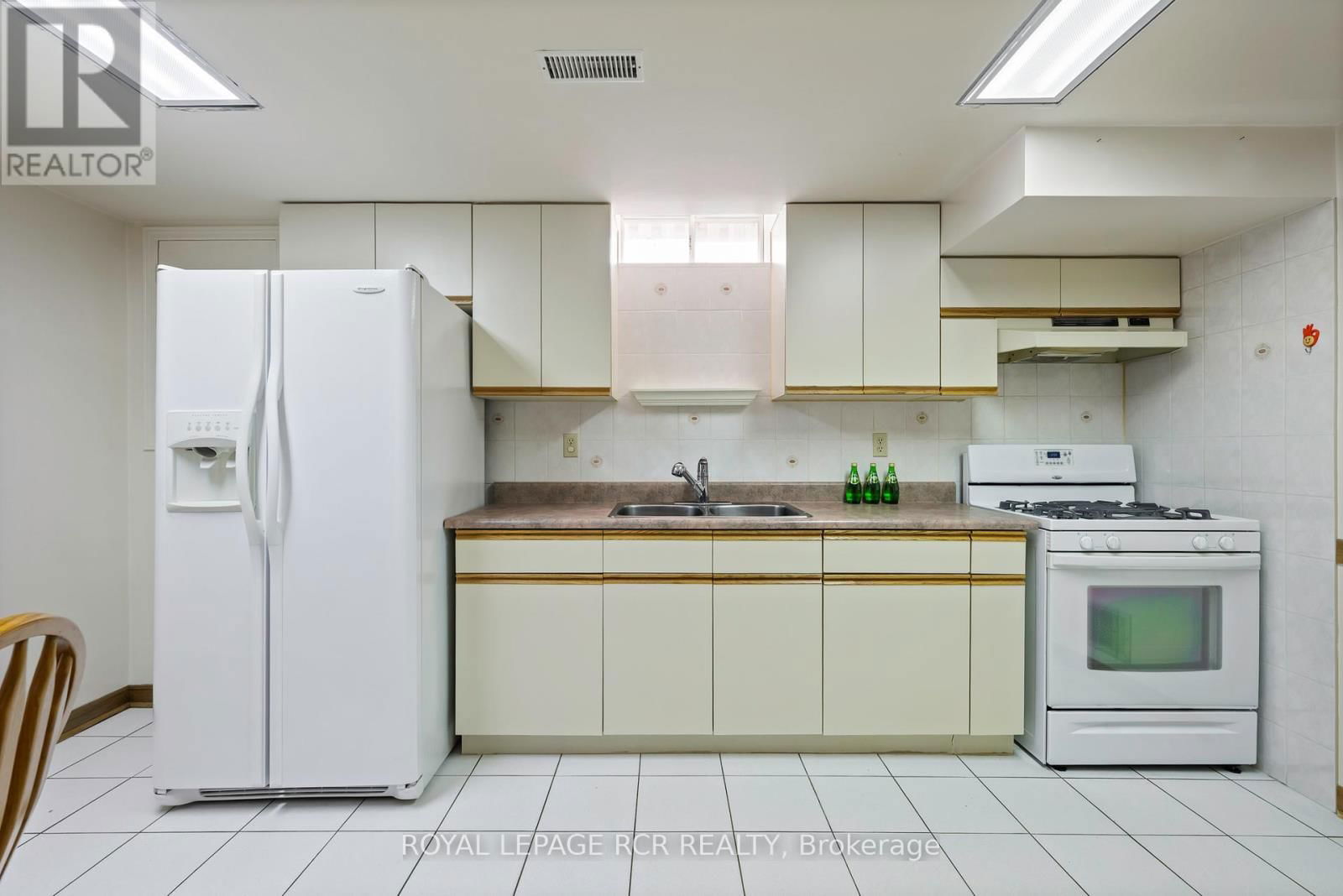 243 BEECHFIELD CRESCENT Image 33