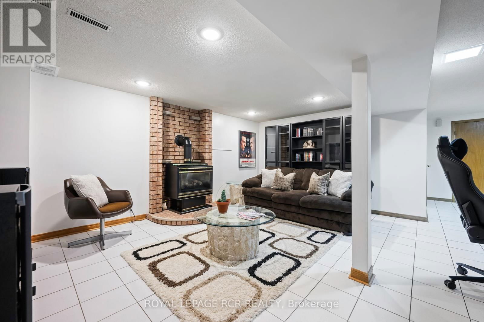 243 BEECHFIELD CRESCENT Image 38