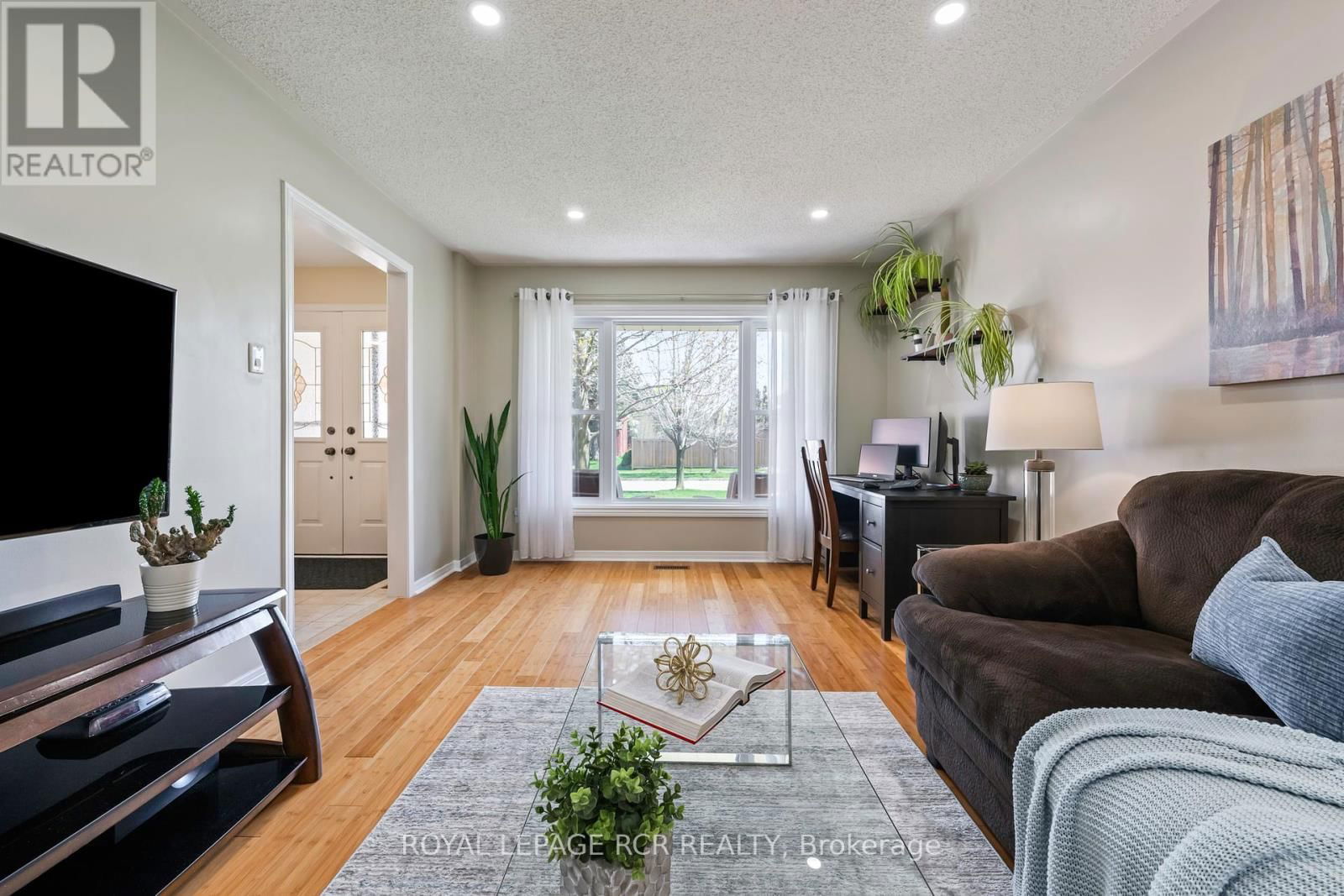 243 BEECHFIELD CRESCENT Image 9