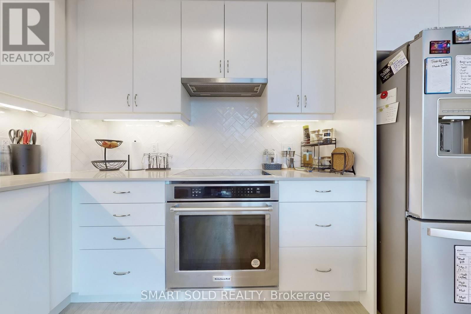 116 - 3200 WILLIAM COLTSON AVENUE Image 17