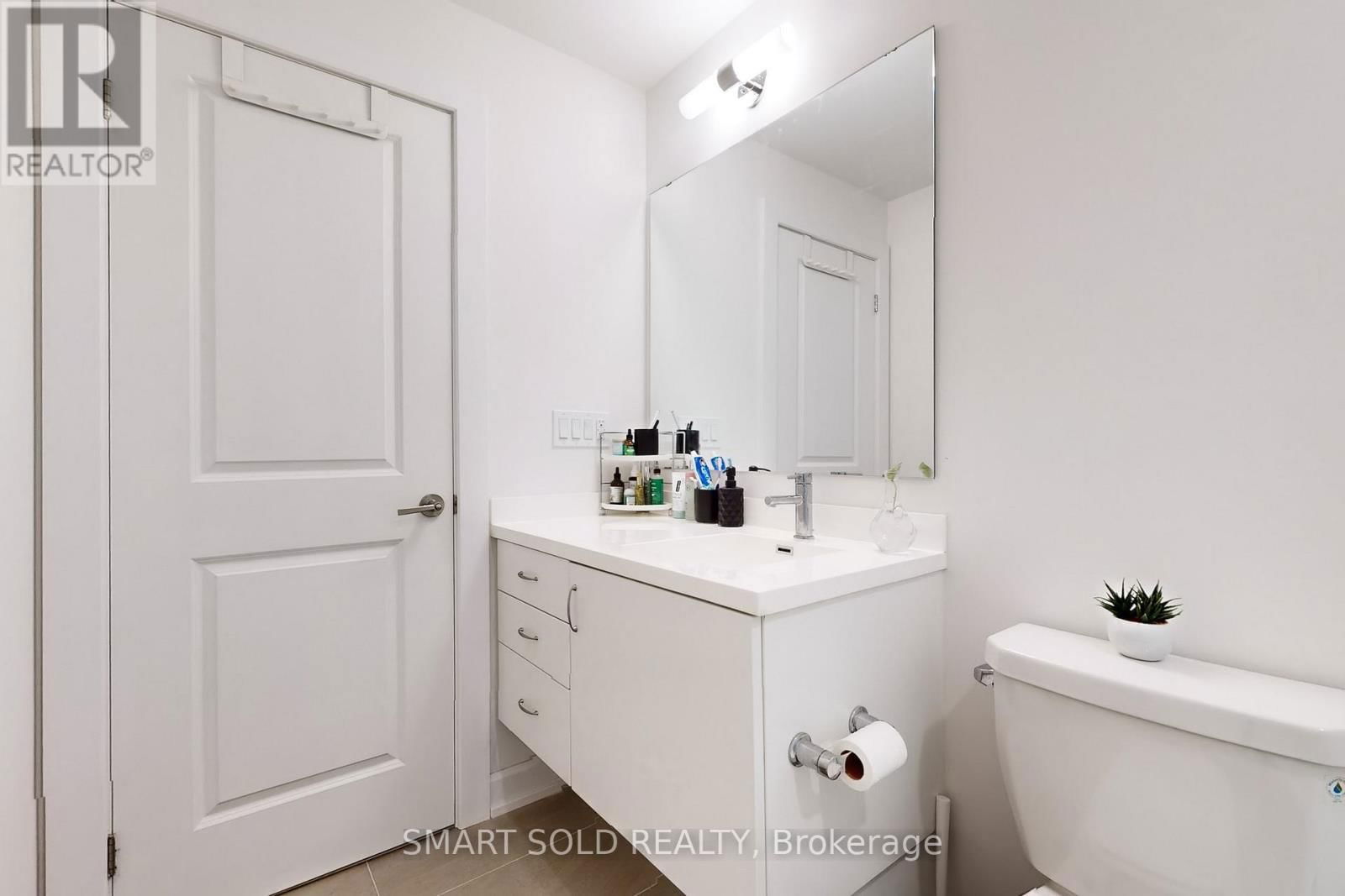 116 - 3200 WILLIAM COLTSON AVENUE Image 28