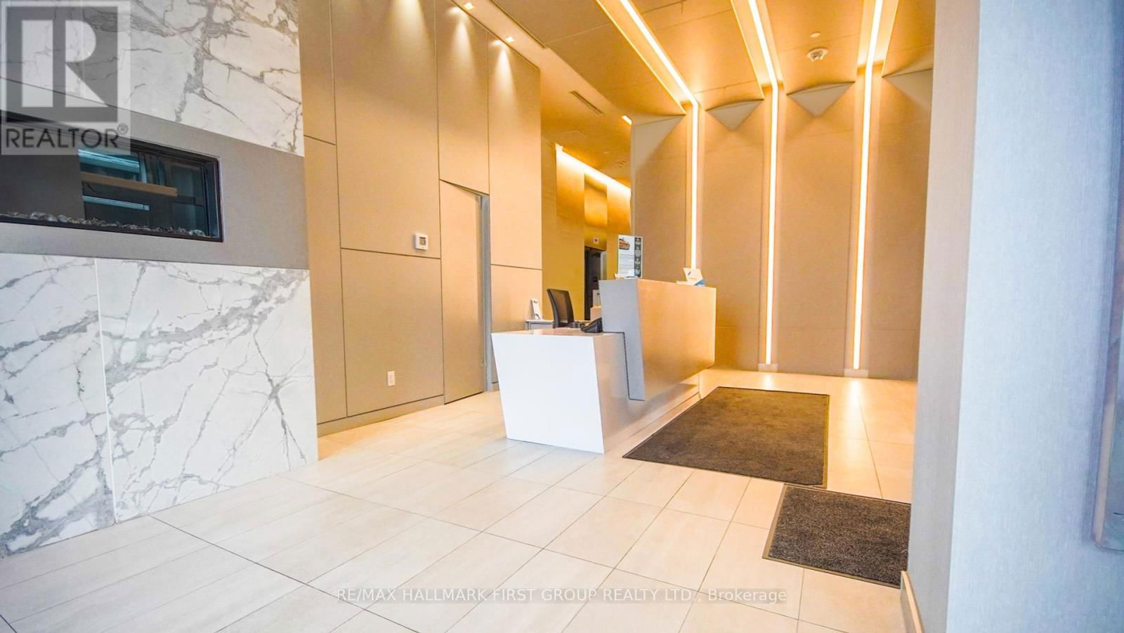 203 - 30 SAMUEL WOOD WAY Image 12