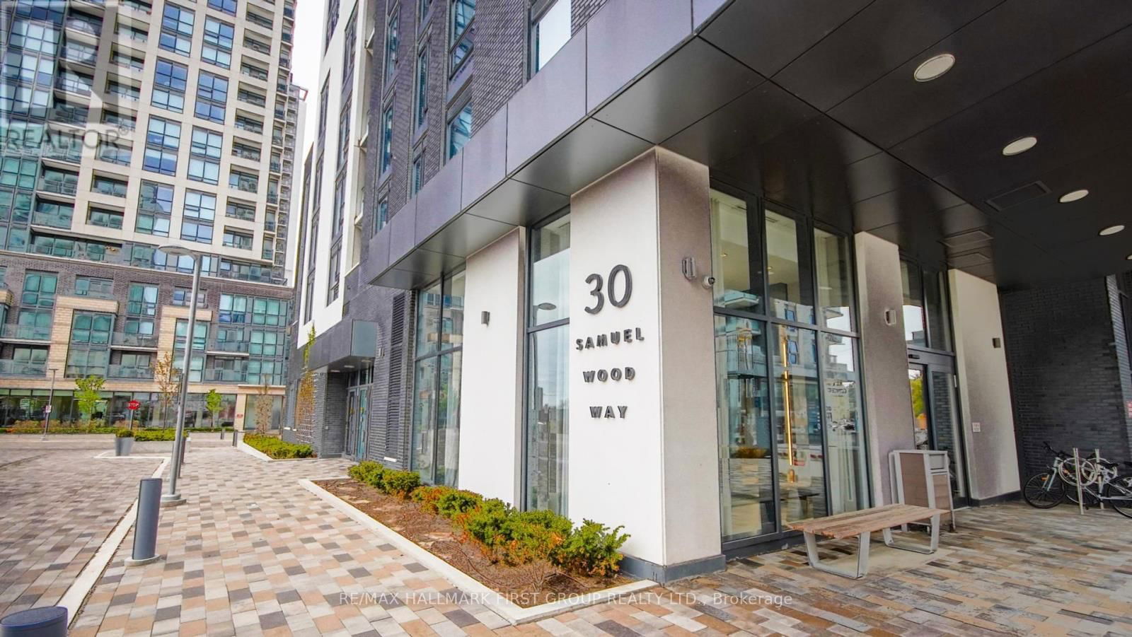 203 - 30 SAMUEL WOOD WAY Image 13