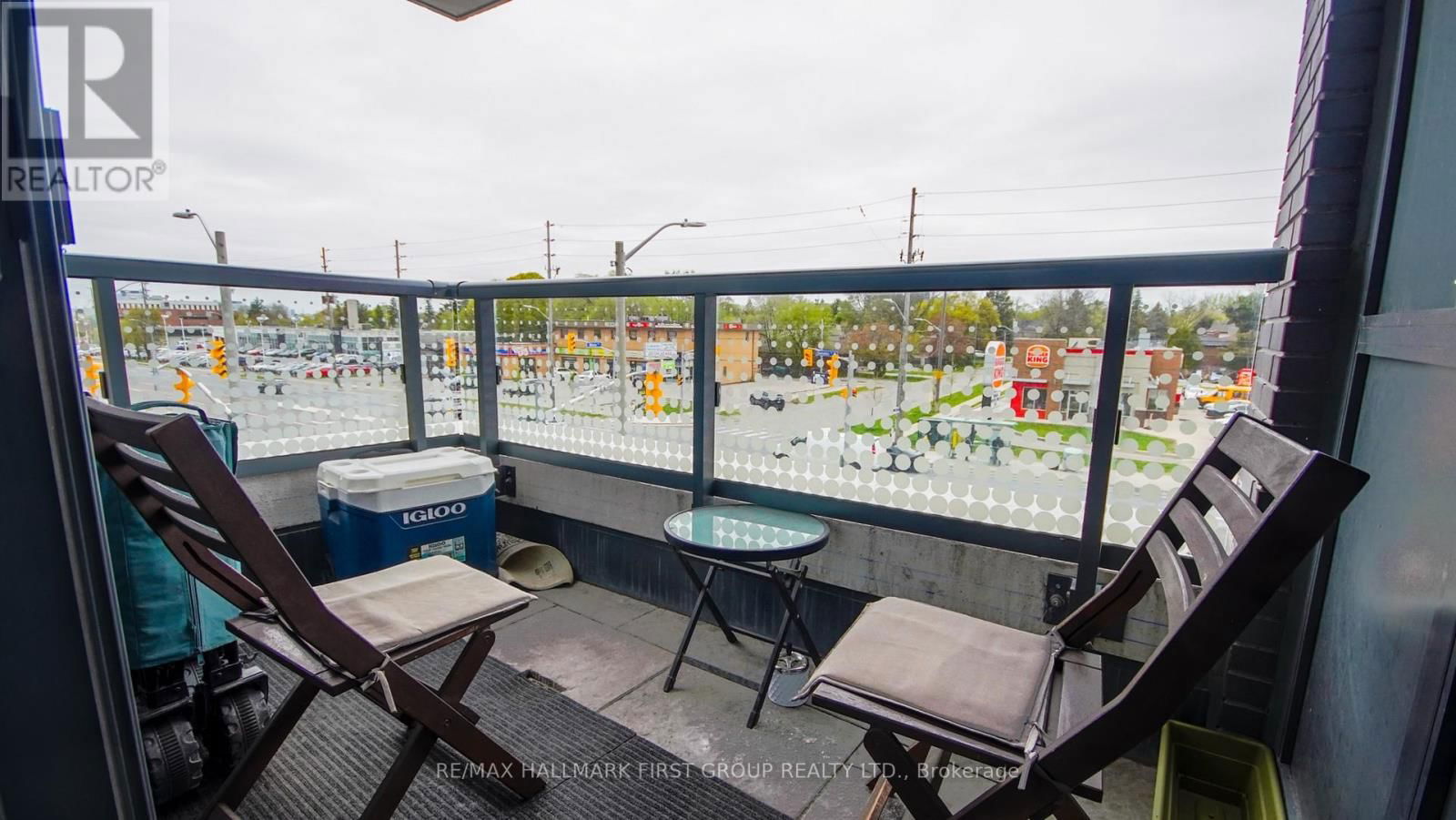203 - 30 SAMUEL WOOD WAY Image 6