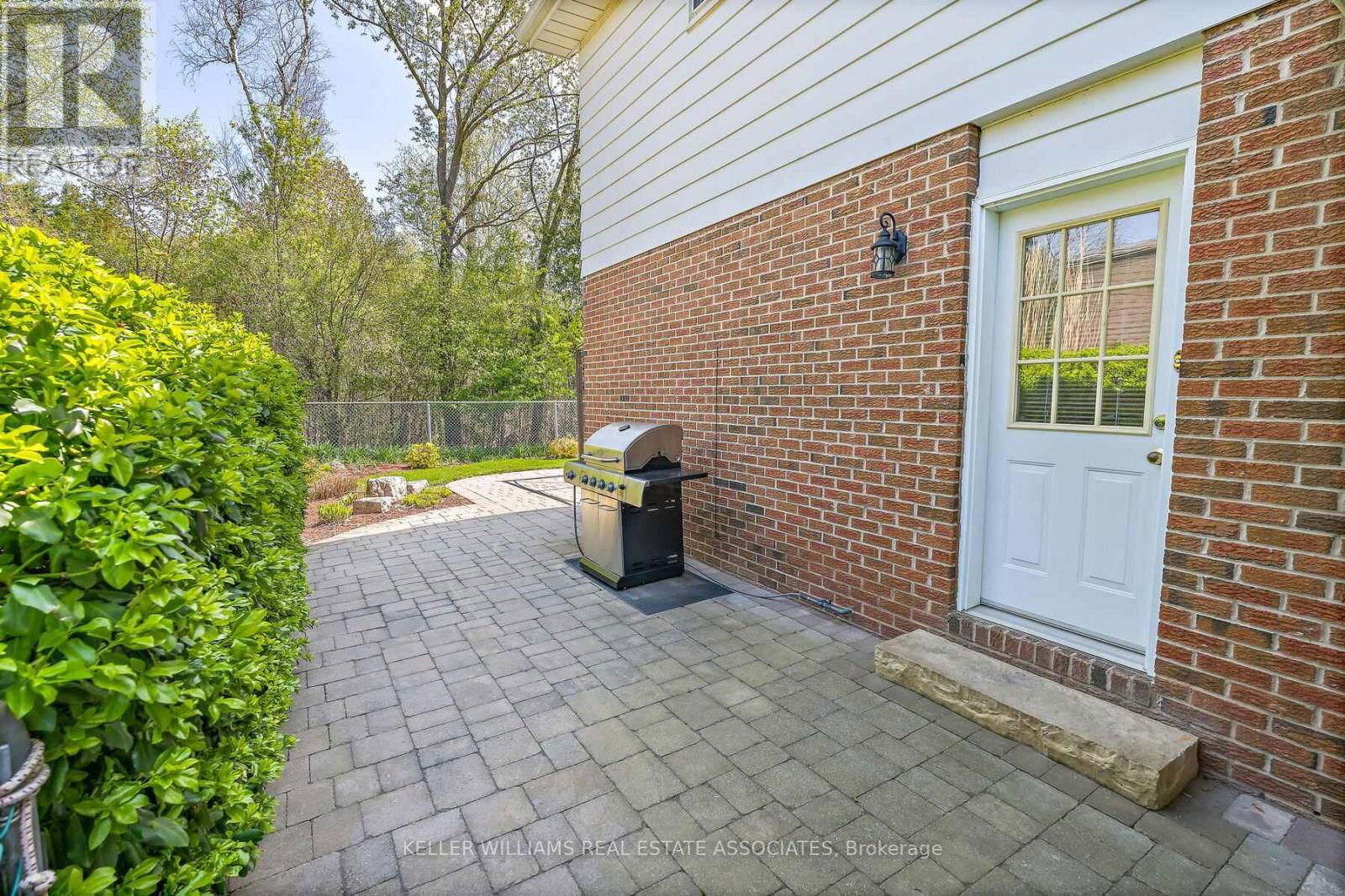 87 MARY STREET Image 31