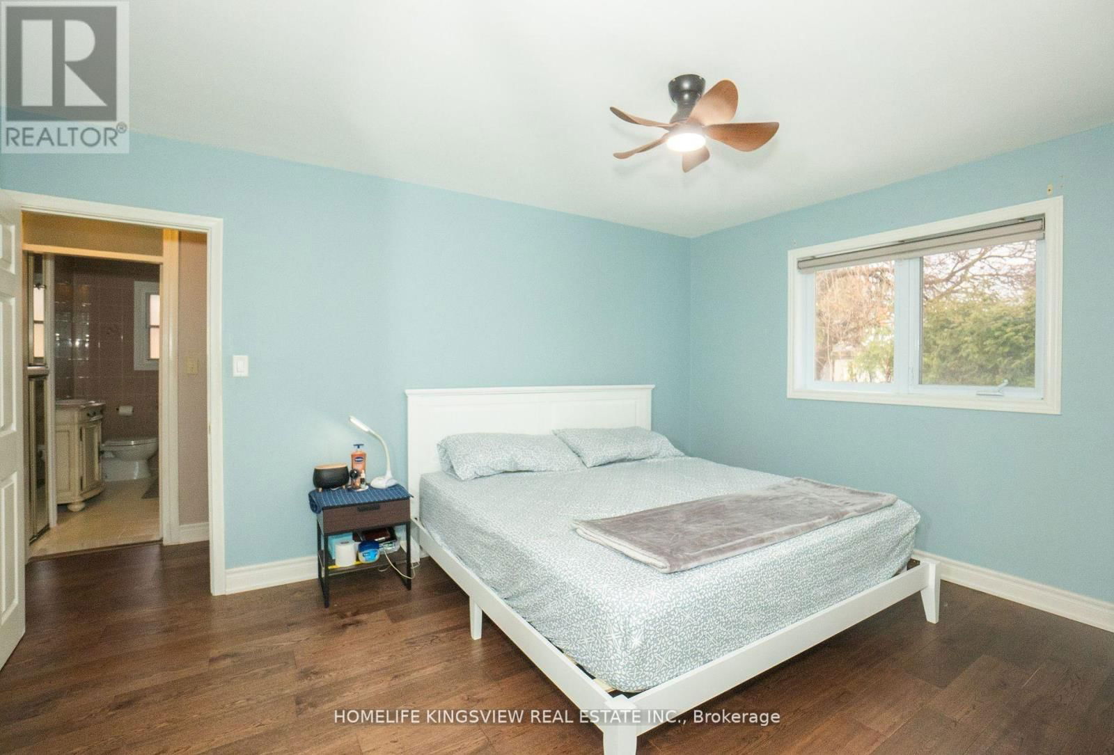 3 CRENDON DRIVE Image 20